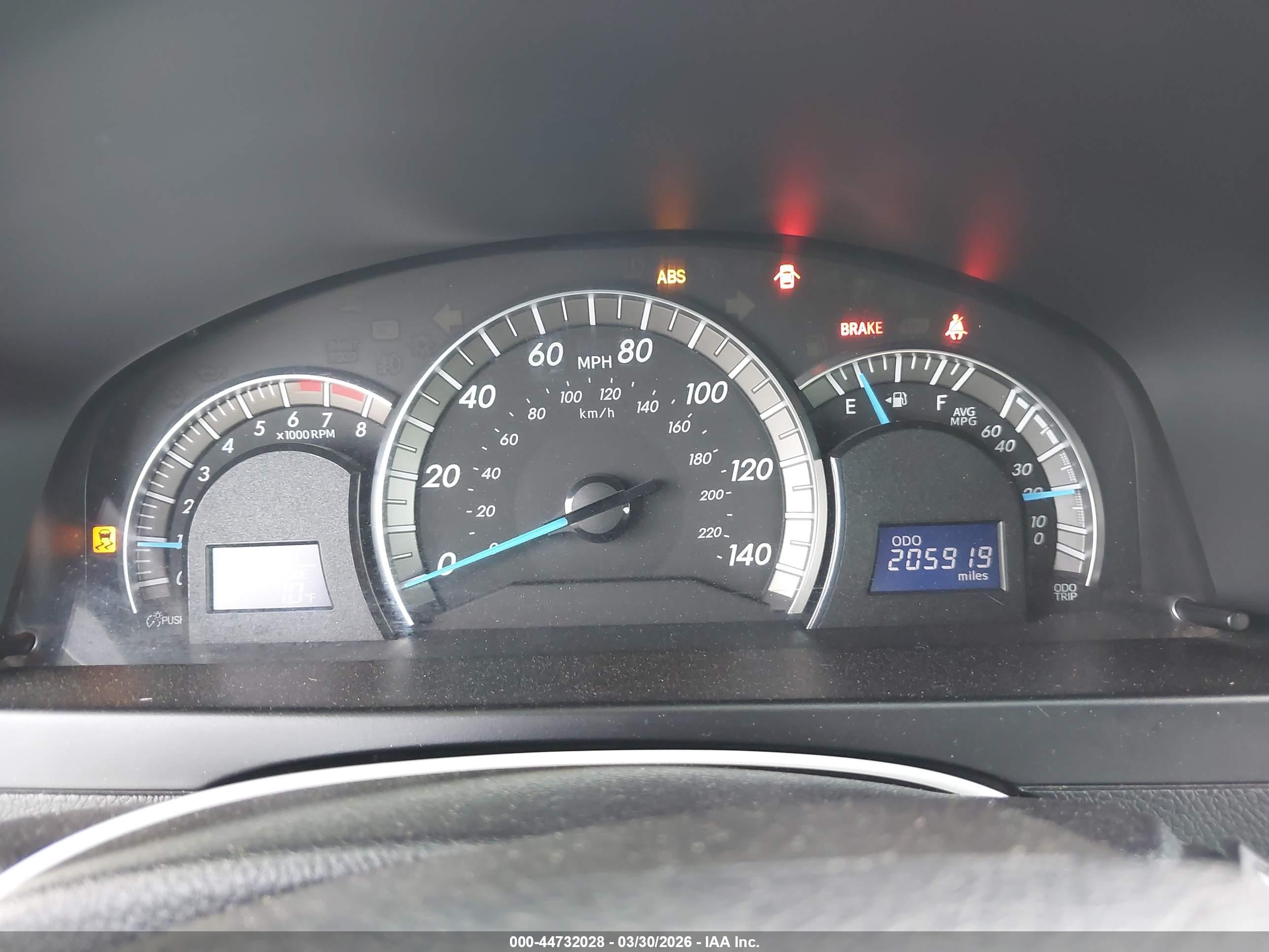 TOYOTA CAMRY image 7