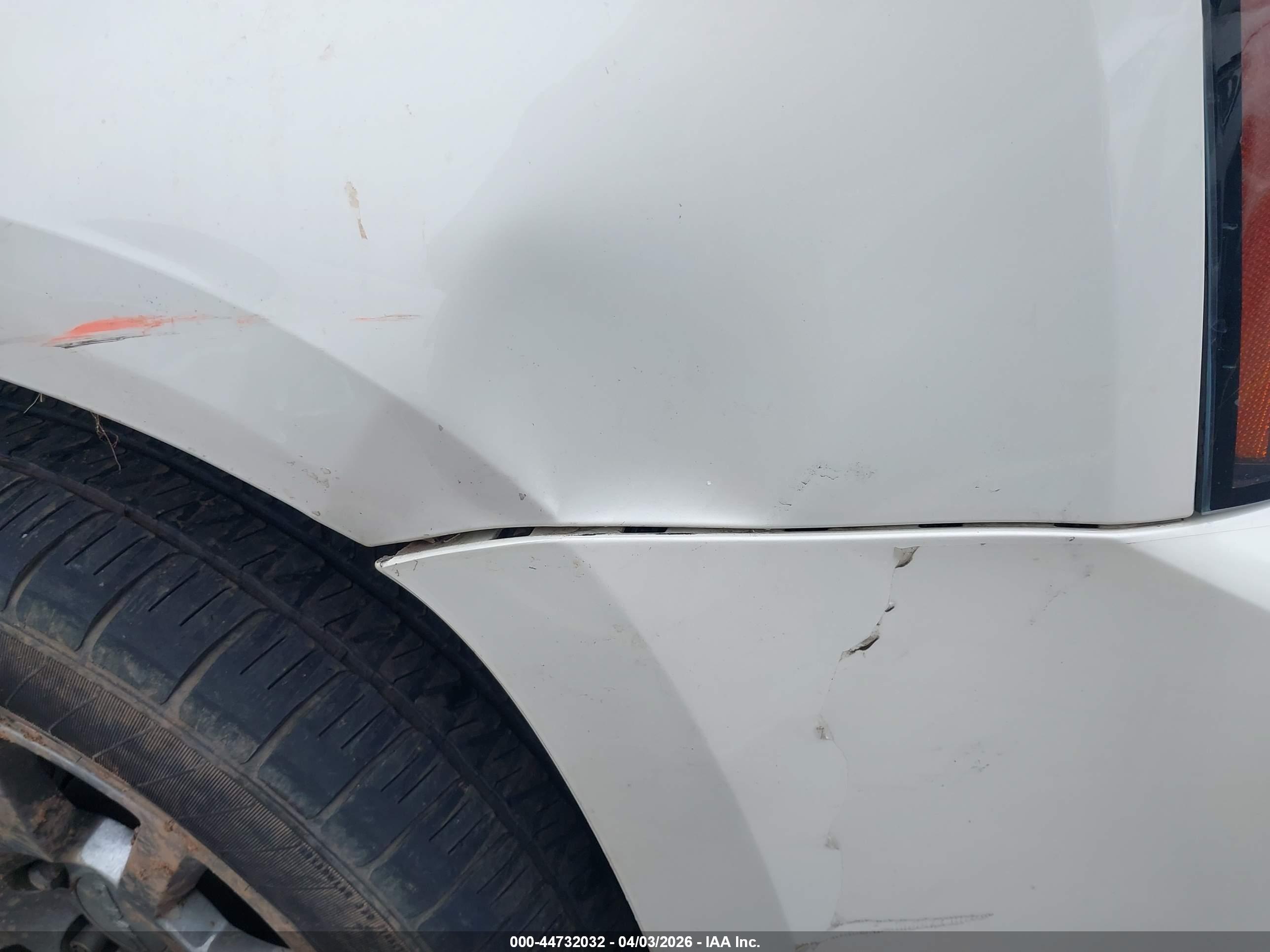 GMC YUKON image 6