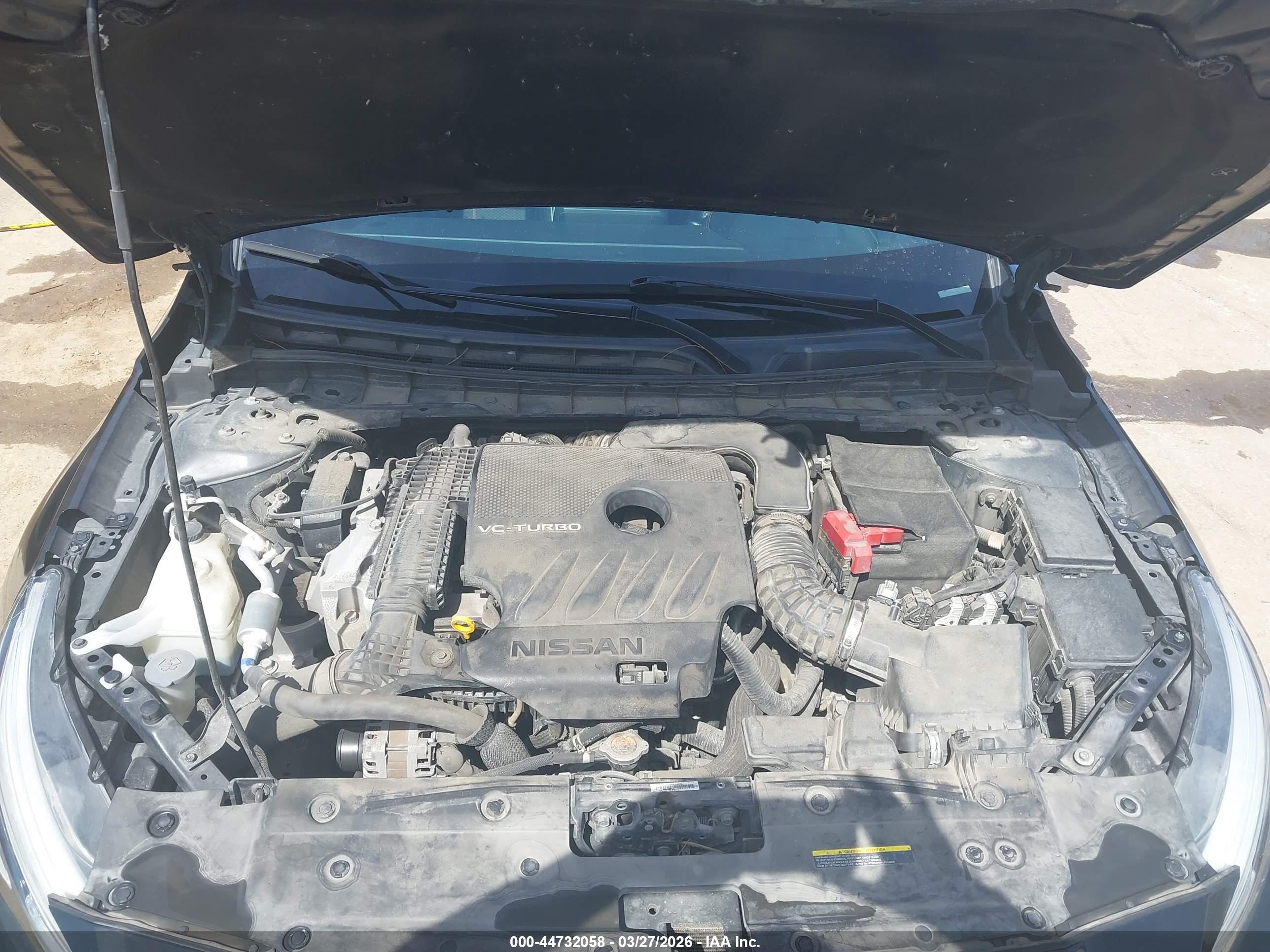 NISSAN ALTIMA image 10