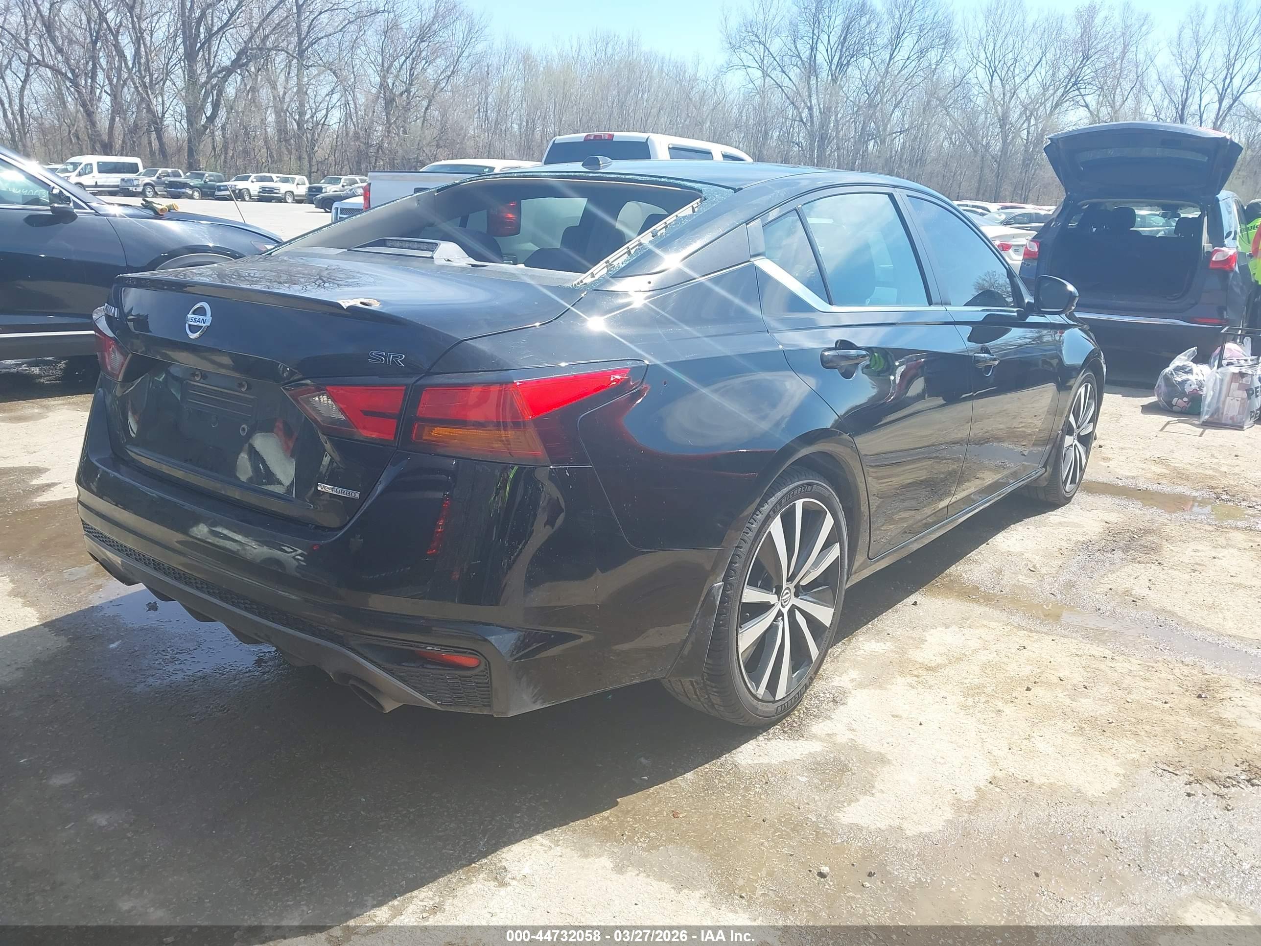 NISSAN ALTIMA image 4