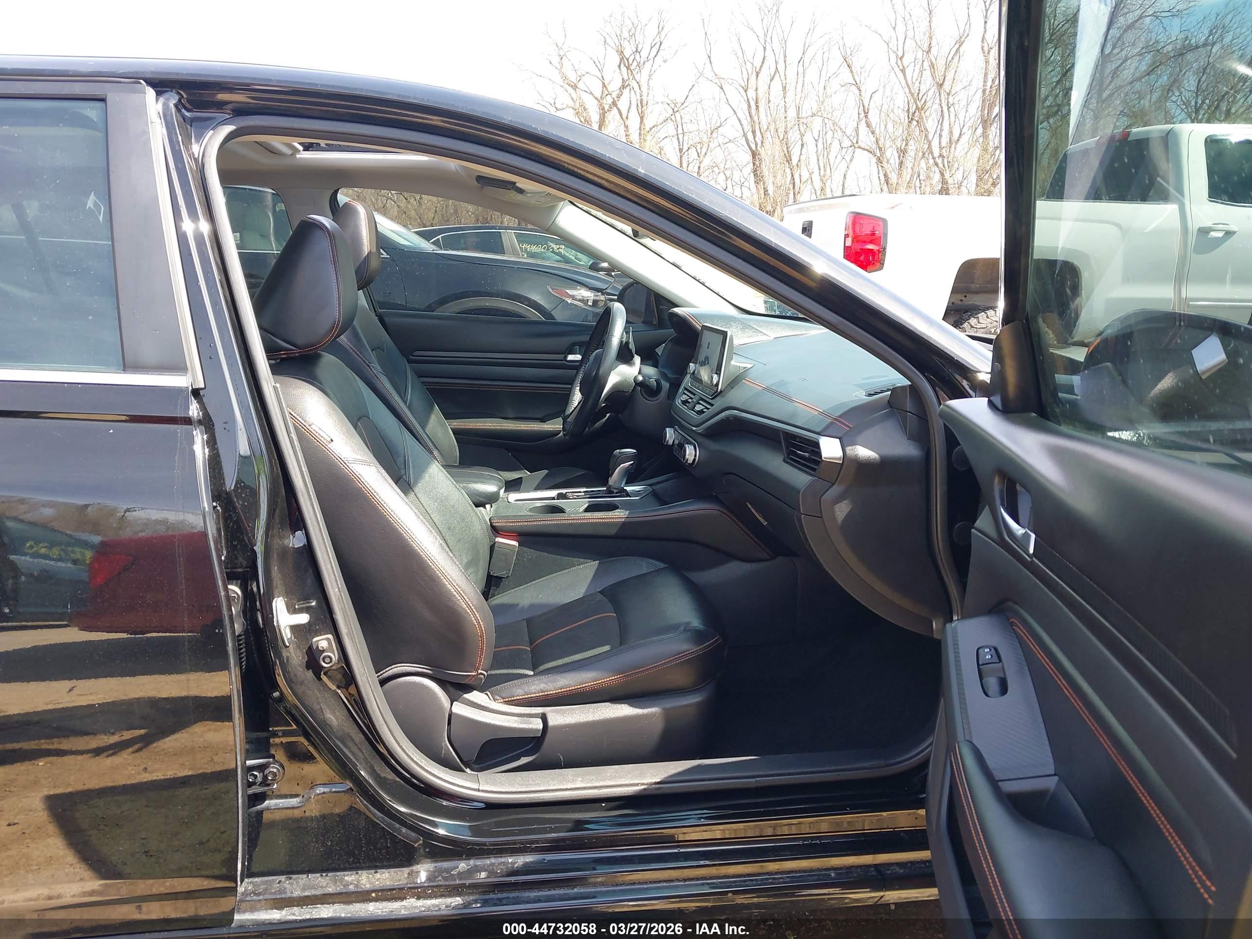 NISSAN ALTIMA image 5
