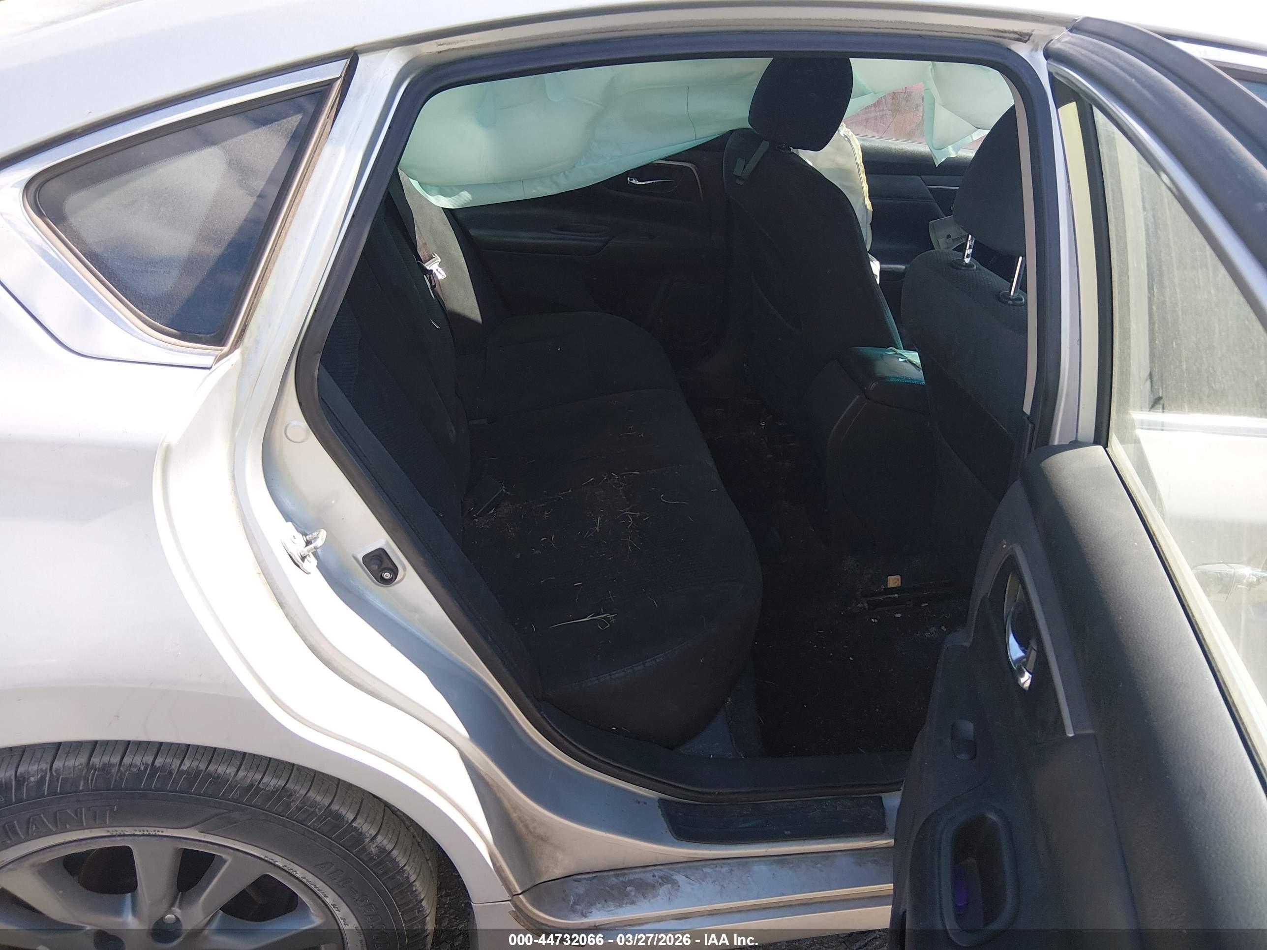 NISSAN ALTIMA image 8
