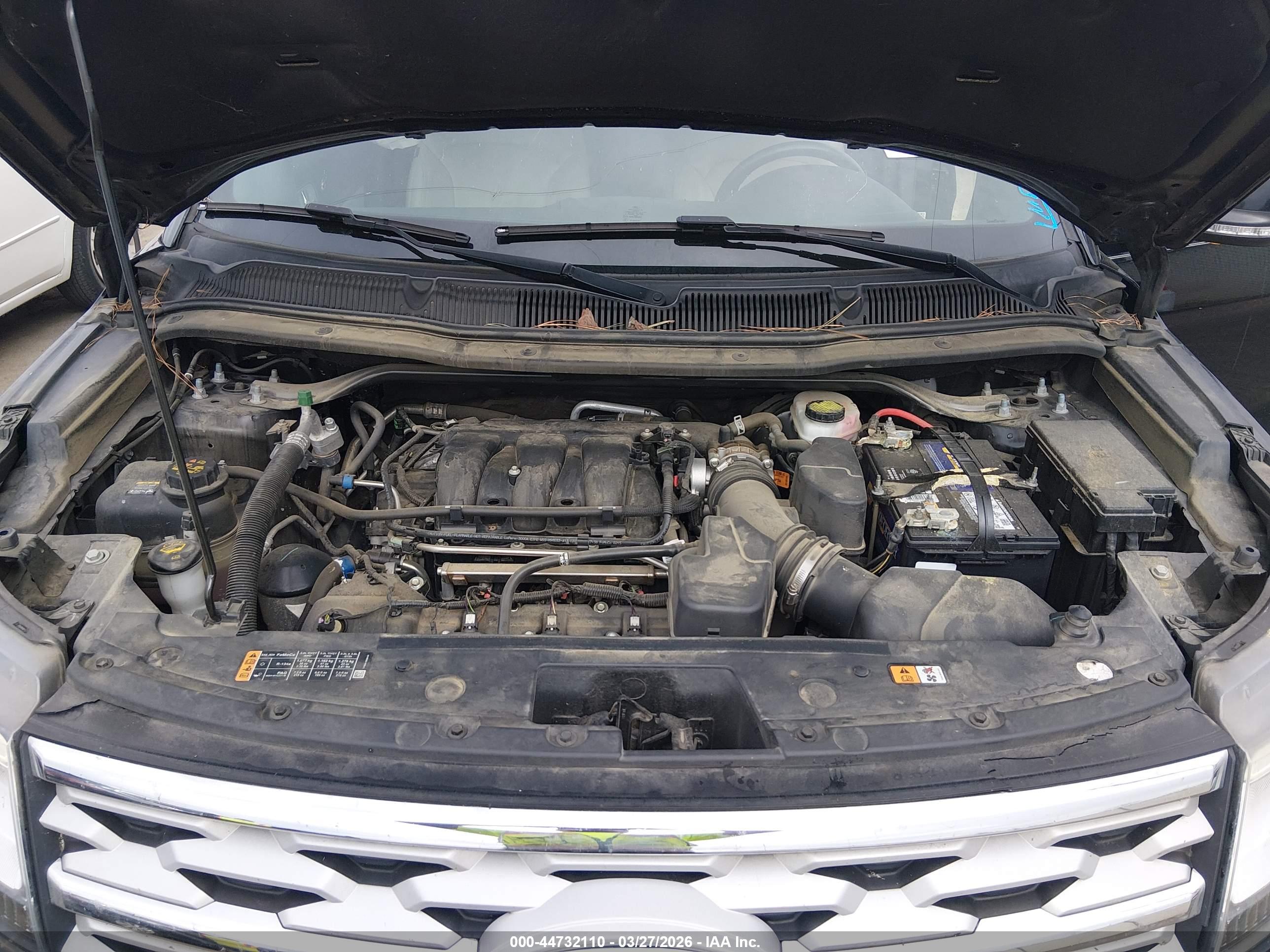 FORD EXPLORER image 10