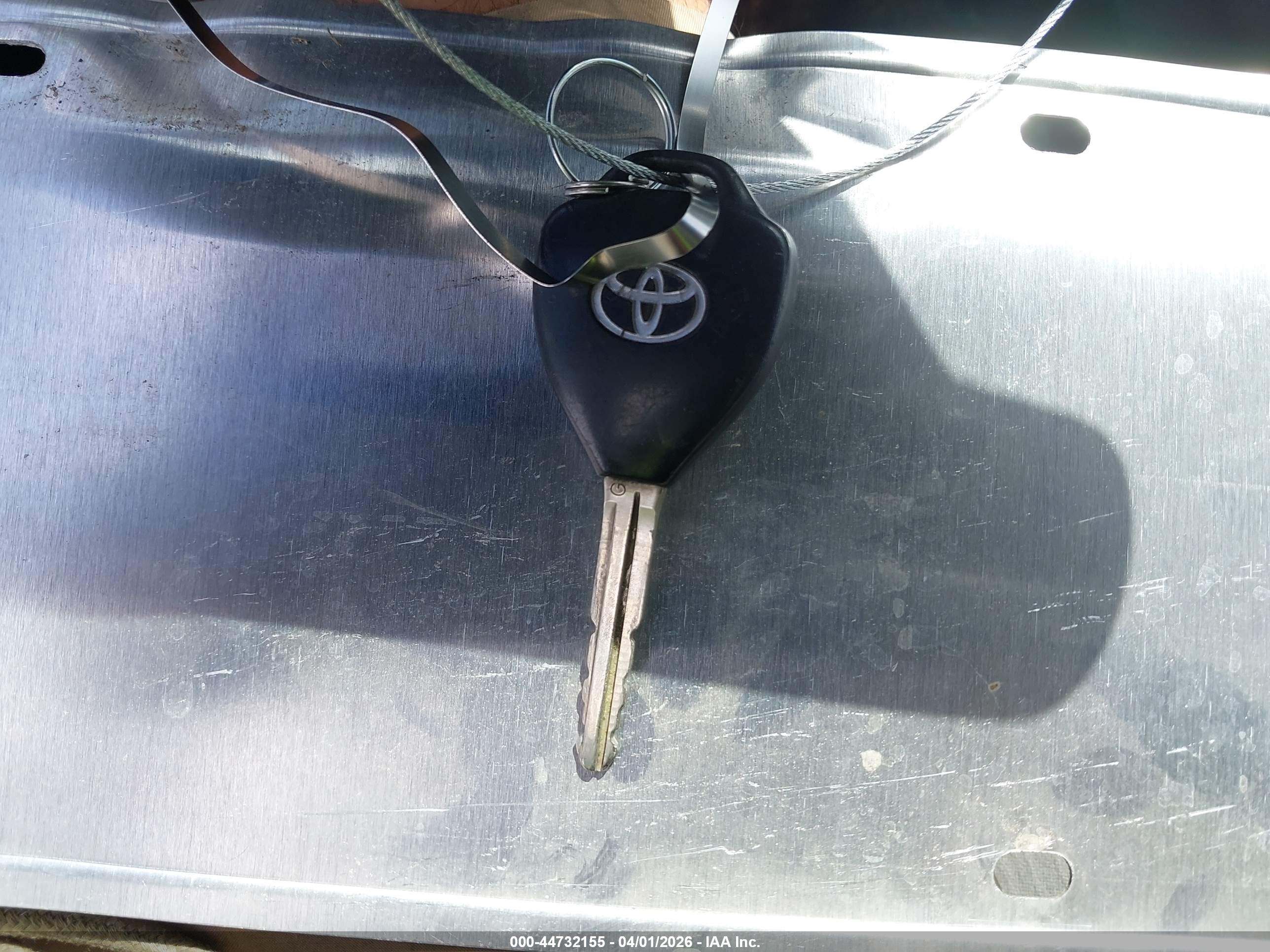 TOYOTA COROLLA image 11
