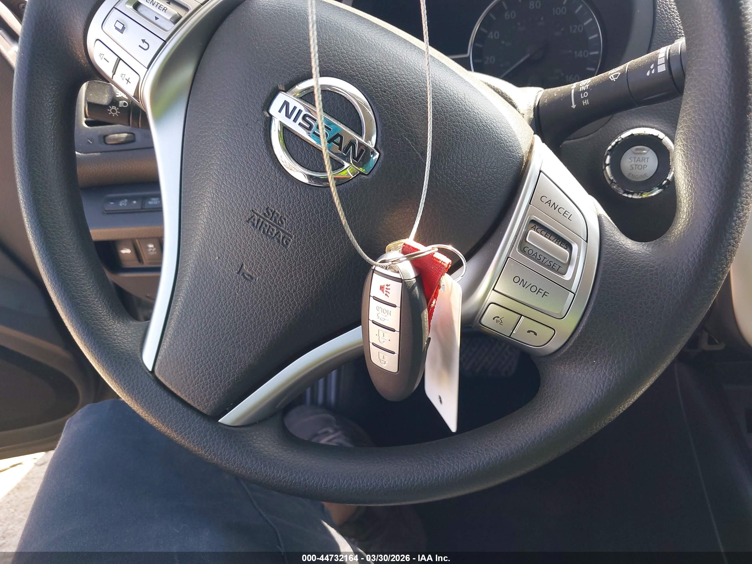NISSAN ALTIMA image 11