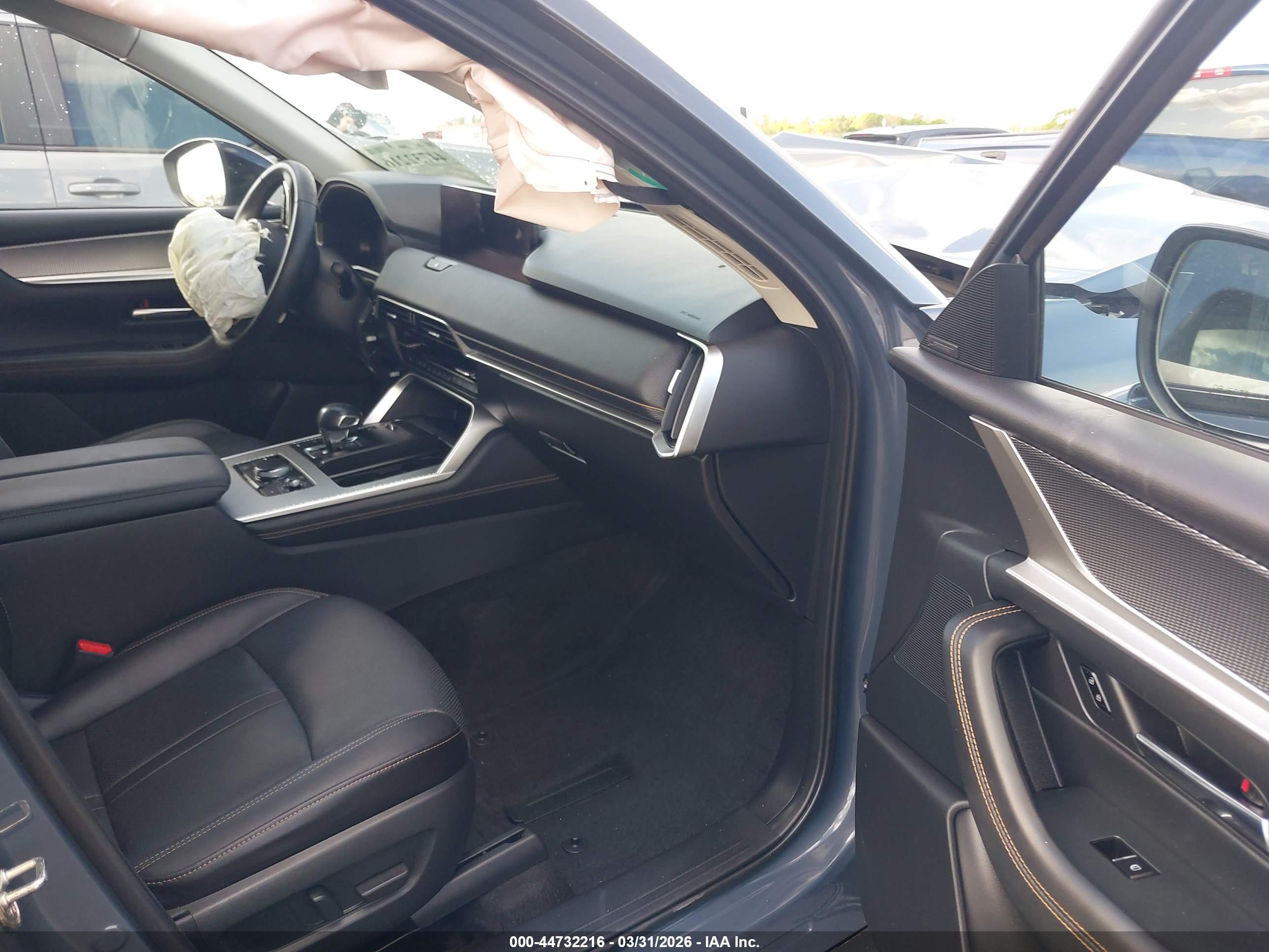 MAZDA CX-70 image 5