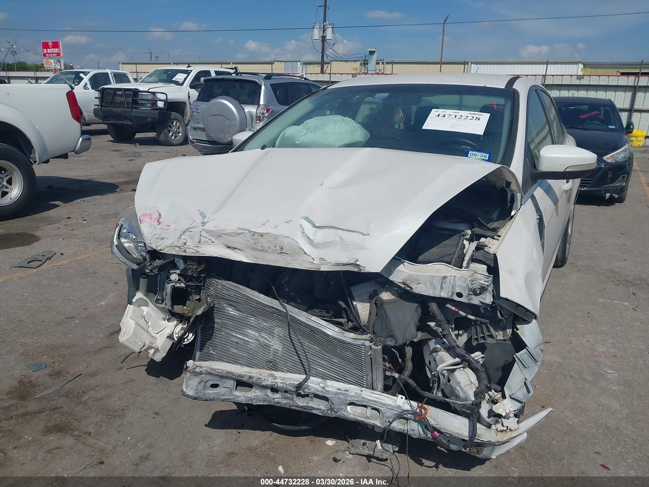 FORD FOCUS image 6