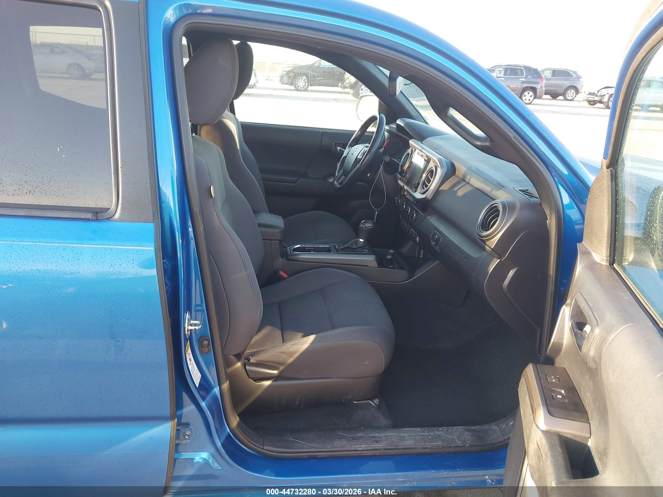 TOYOTA TACOMA image 5