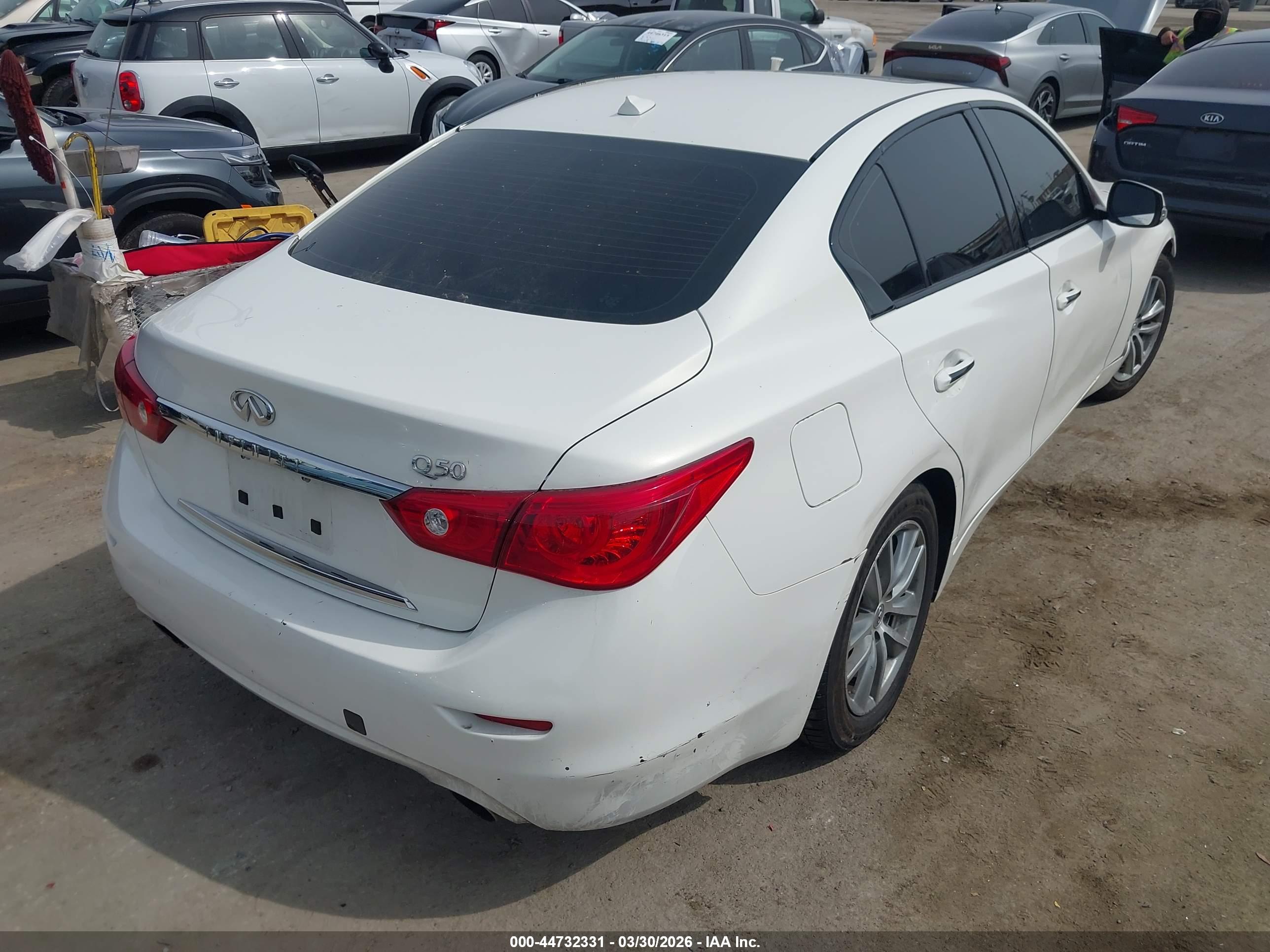 INFINITI Q50 image 4