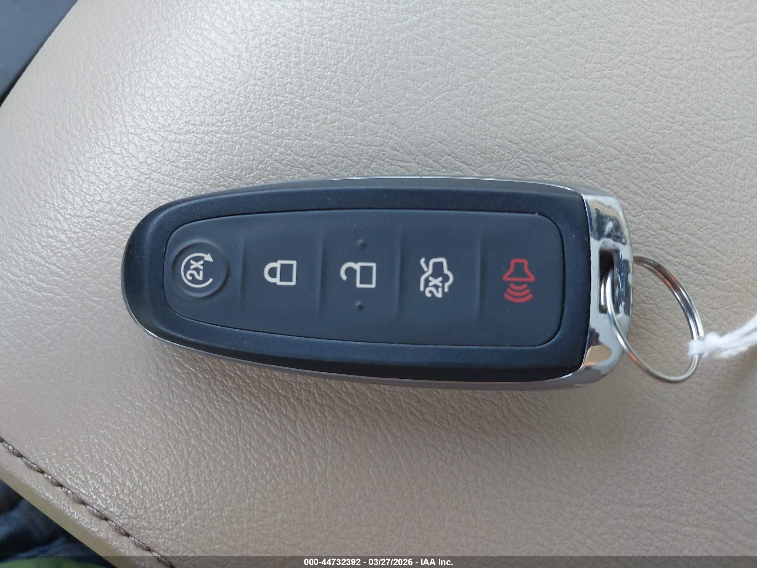 FORD FLEX image 11