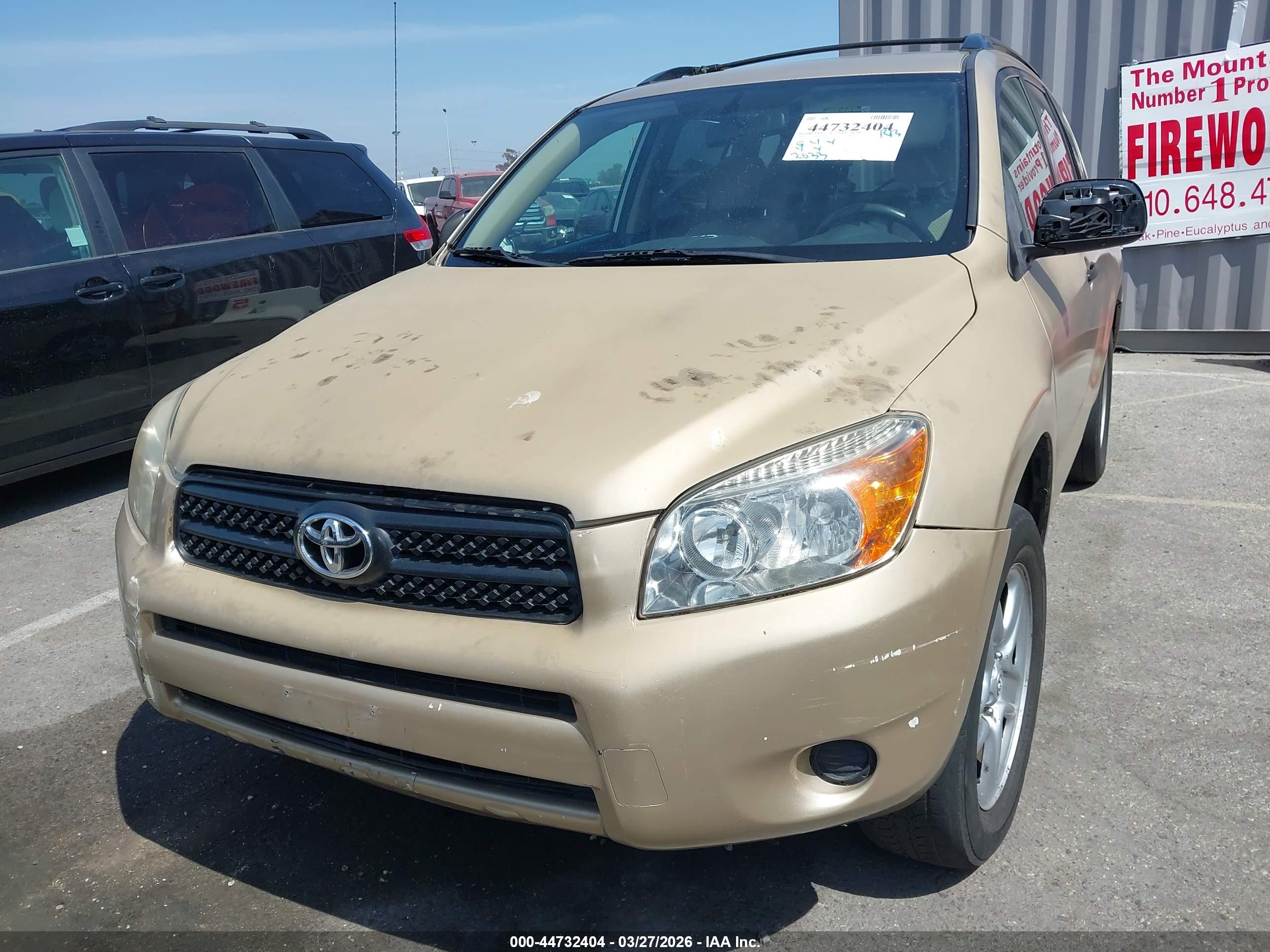 TOYOTA RAV4 image 6