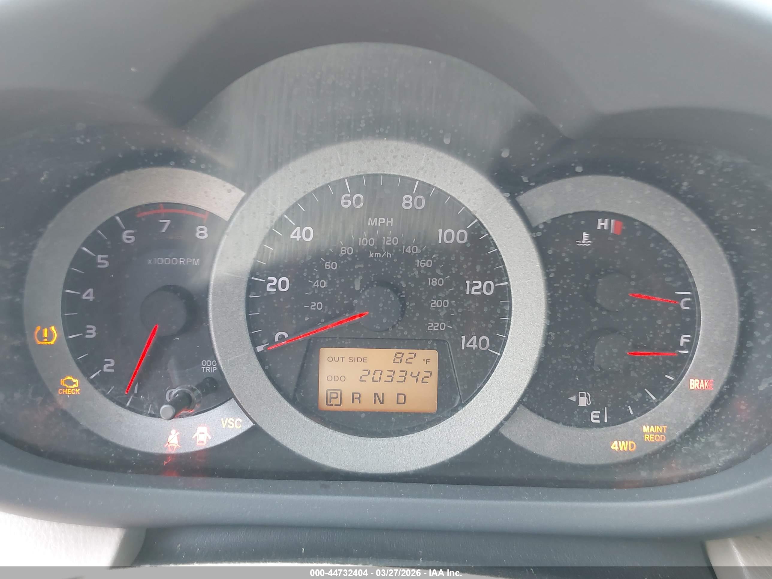 TOYOTA RAV4 image 7