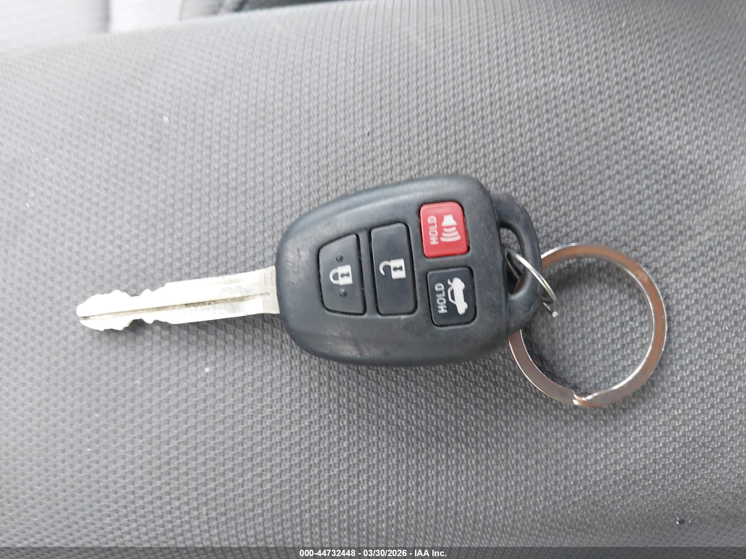 TOYOTA COROLLA image 11