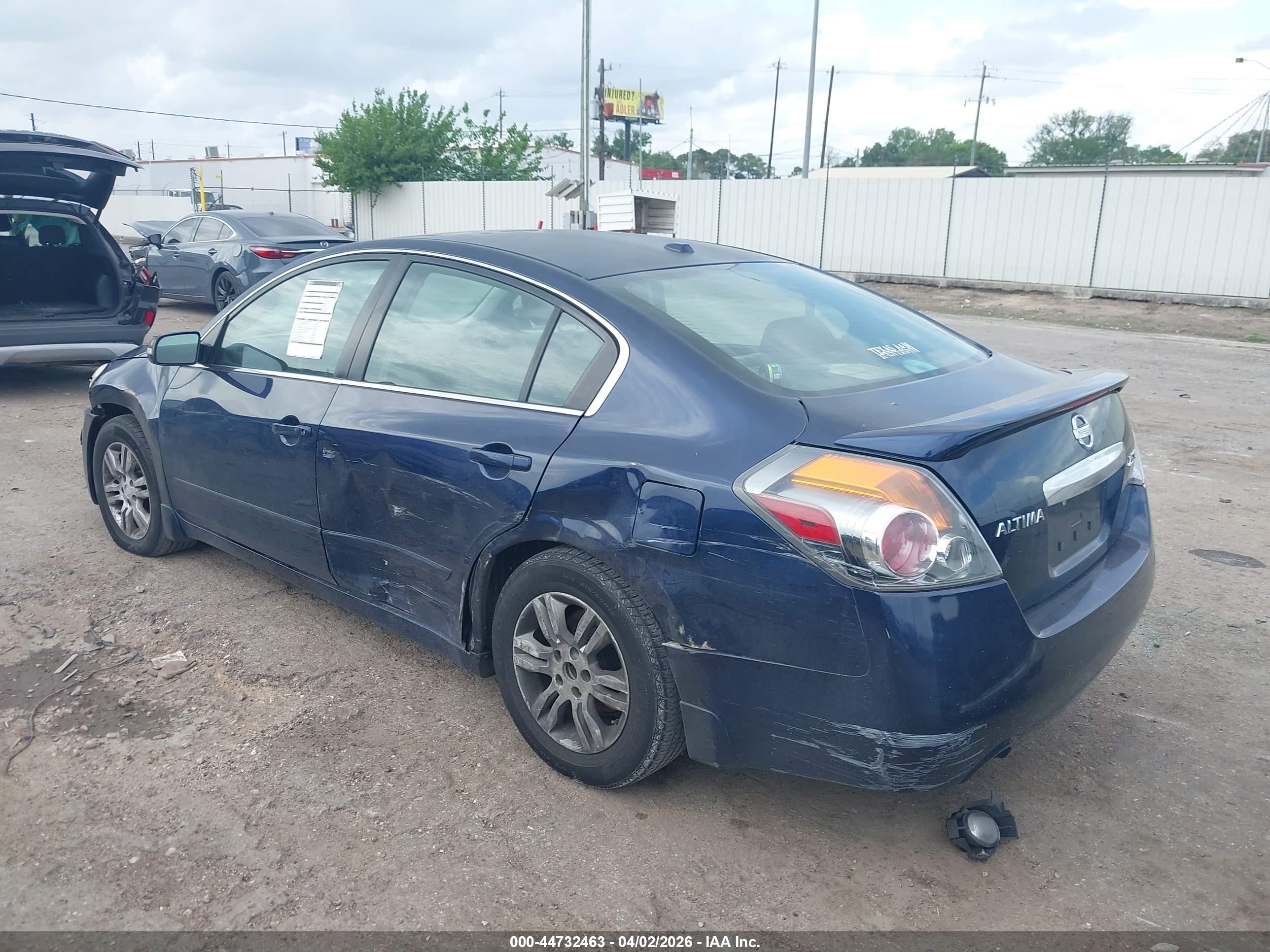 NISSAN ALTIMA image 3