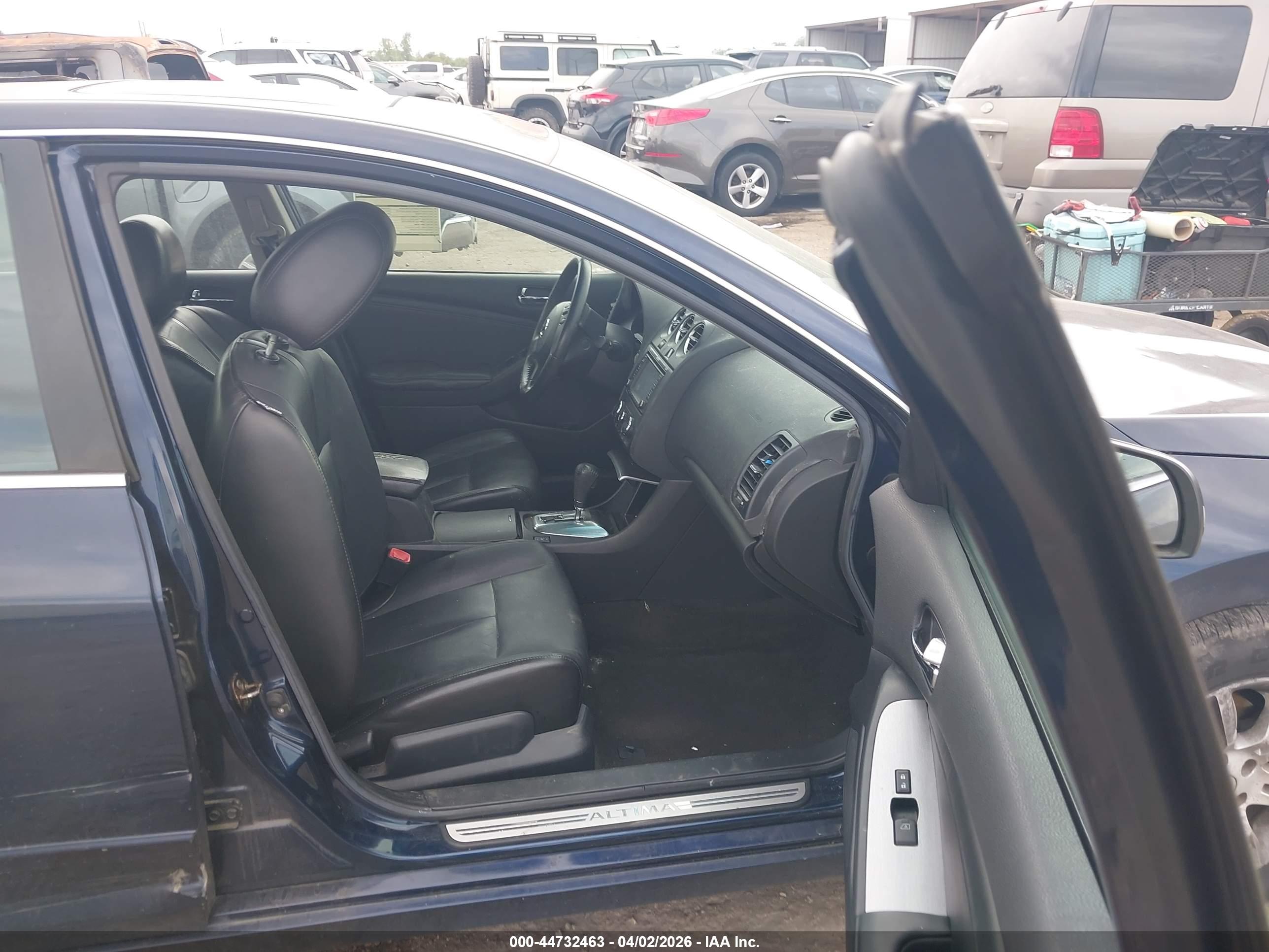 NISSAN ALTIMA image 5
