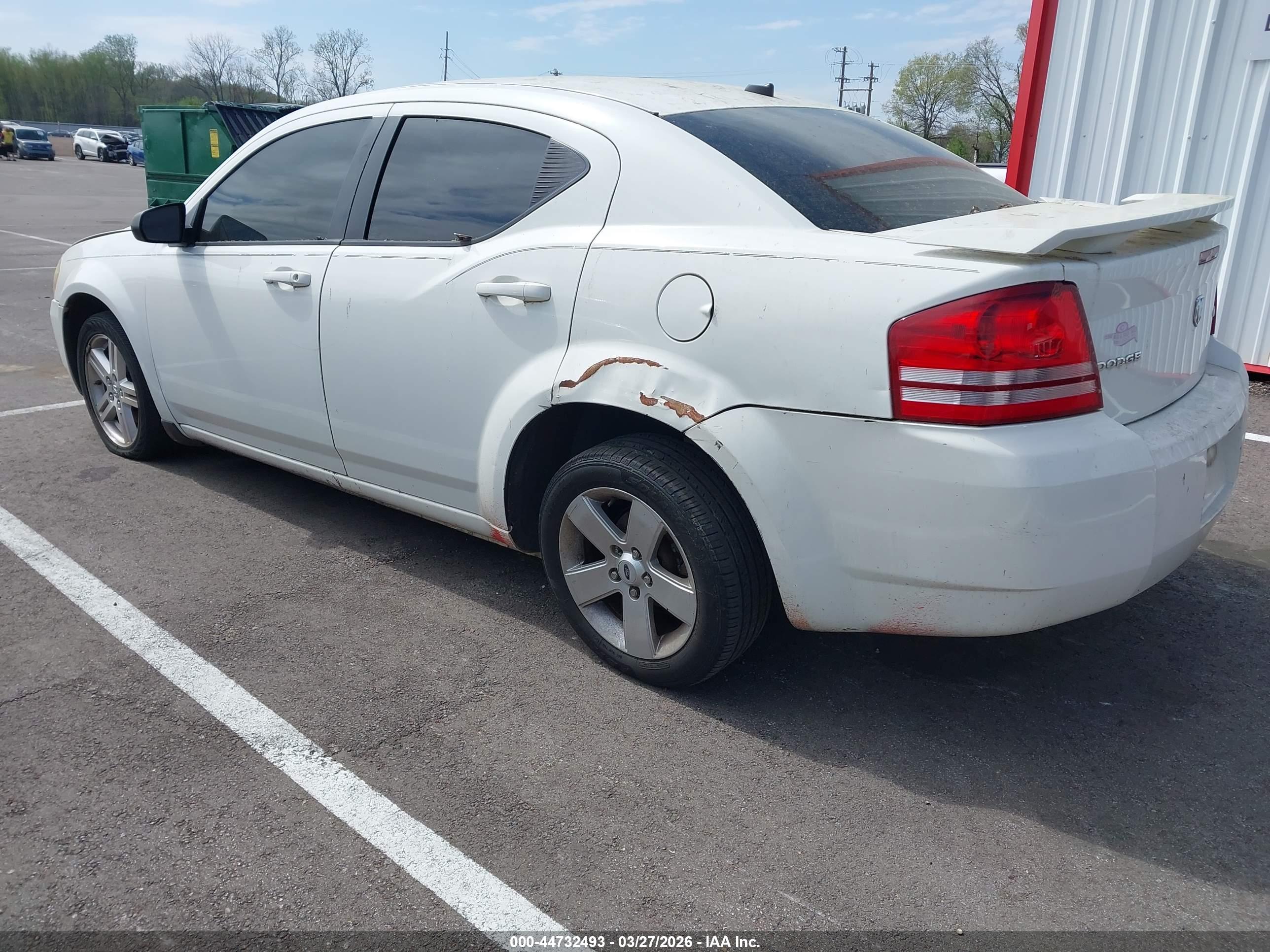 DODGE AVENGER image 3