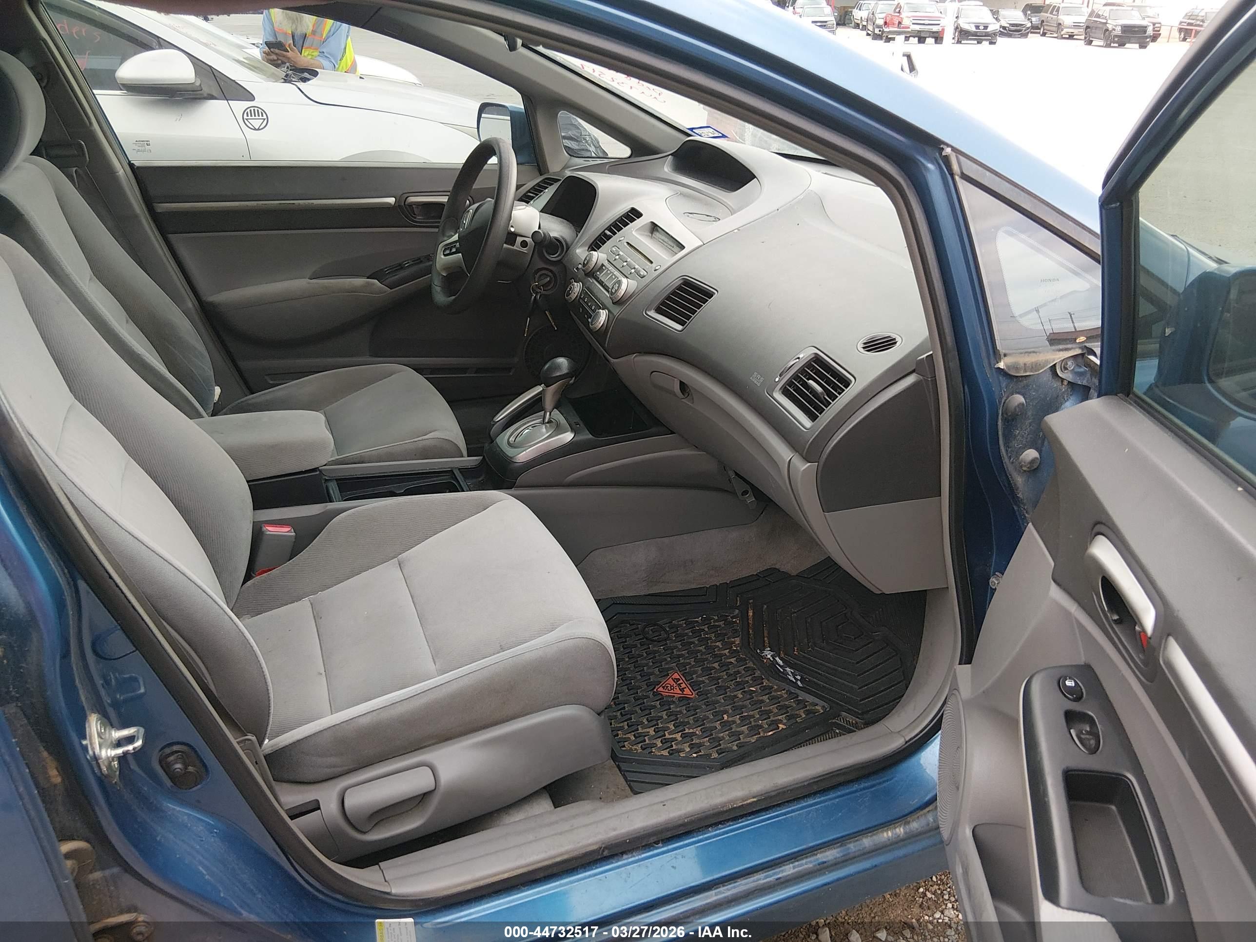 HONDA CIVIC image 5
