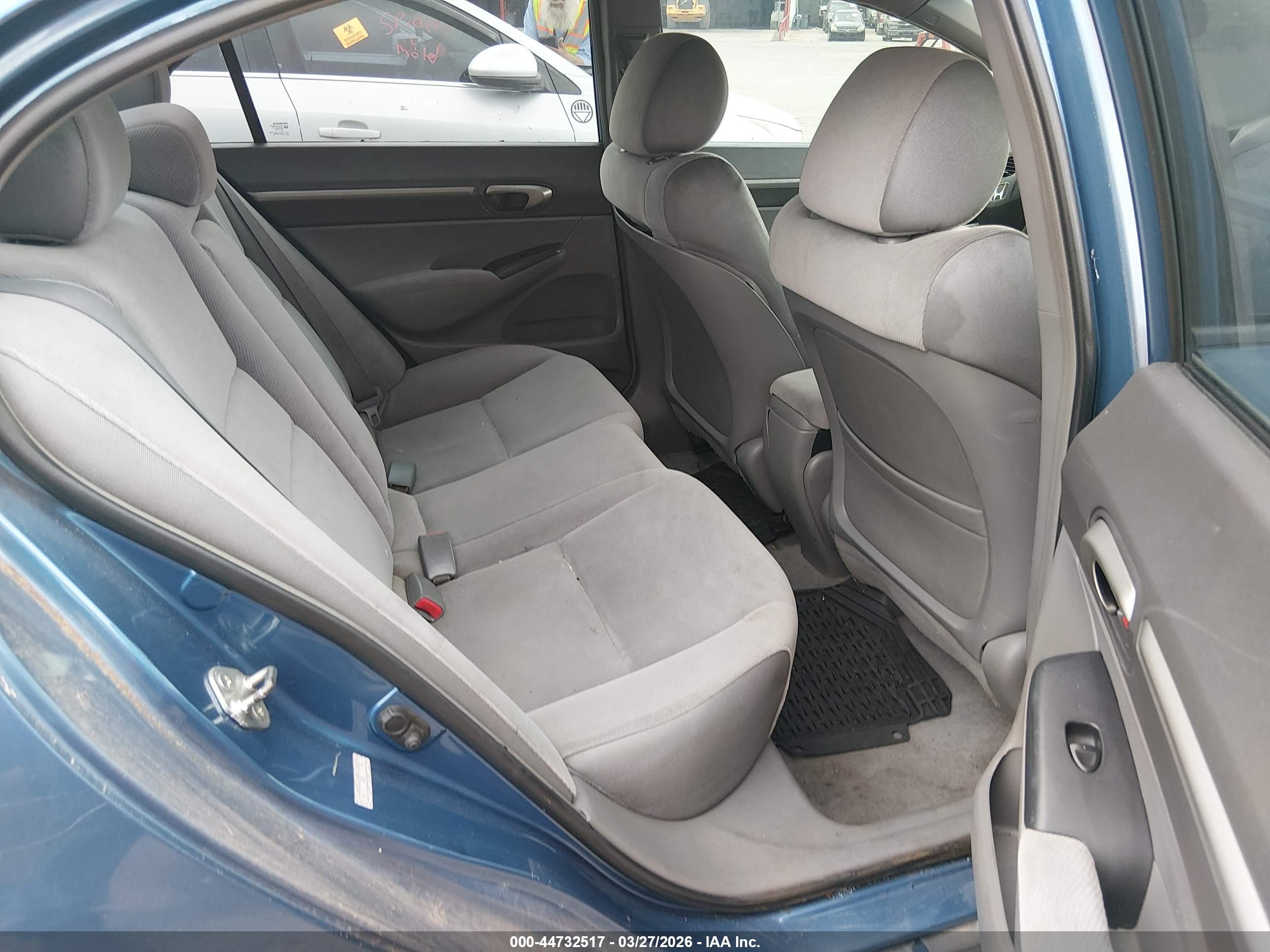 HONDA CIVIC image 8
