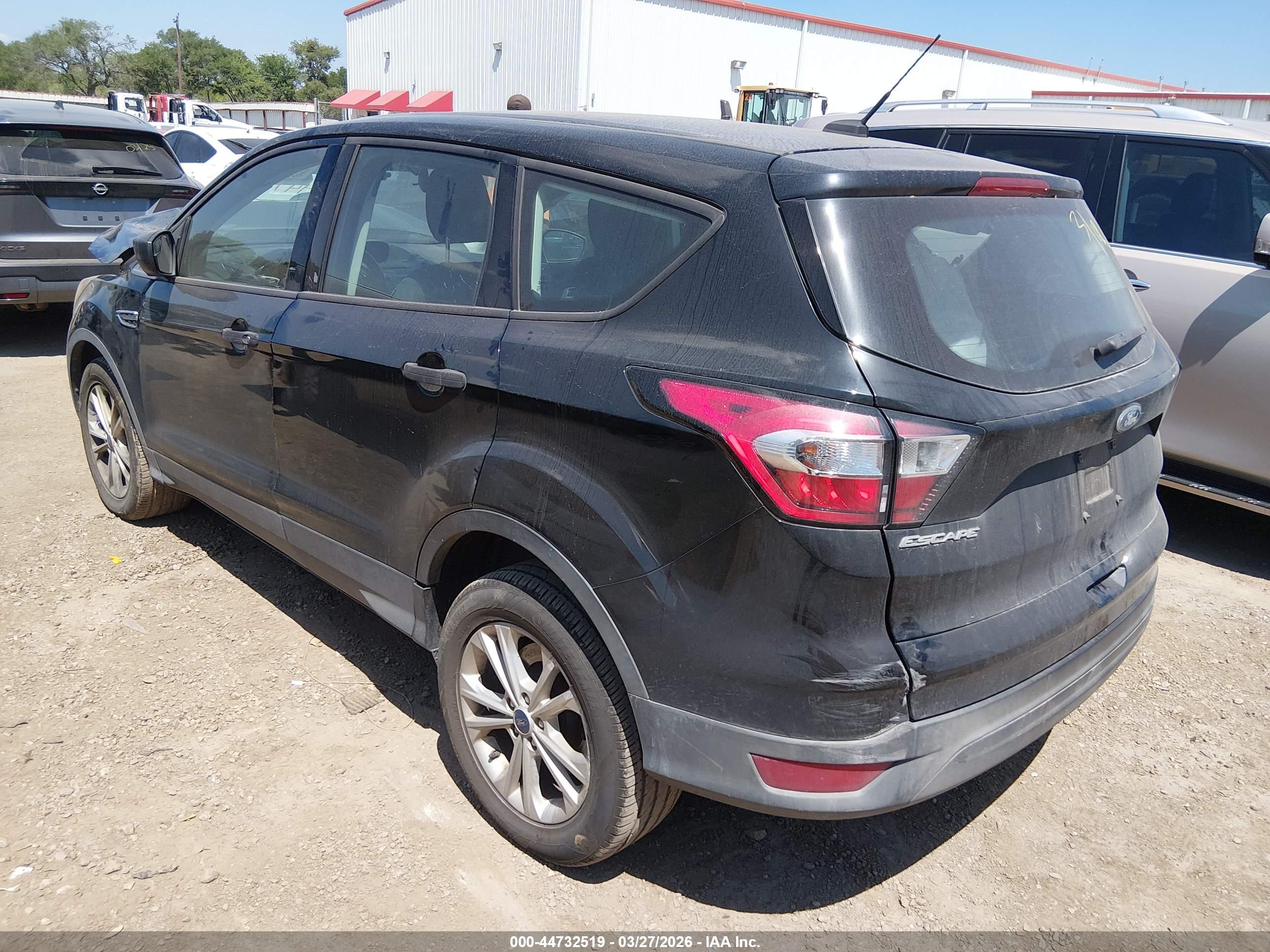 FORD ESCAPE image 3
