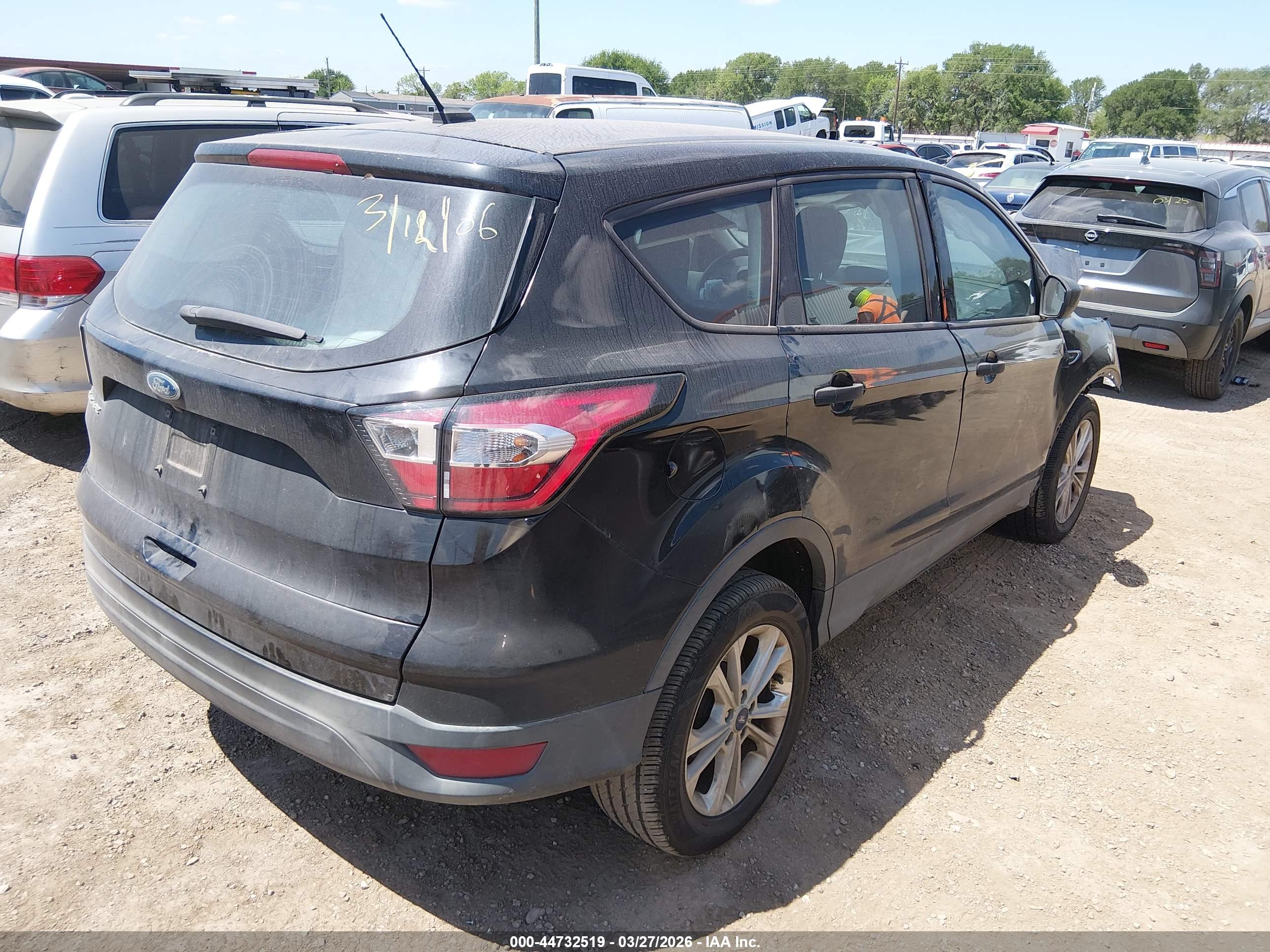 FORD ESCAPE image 4