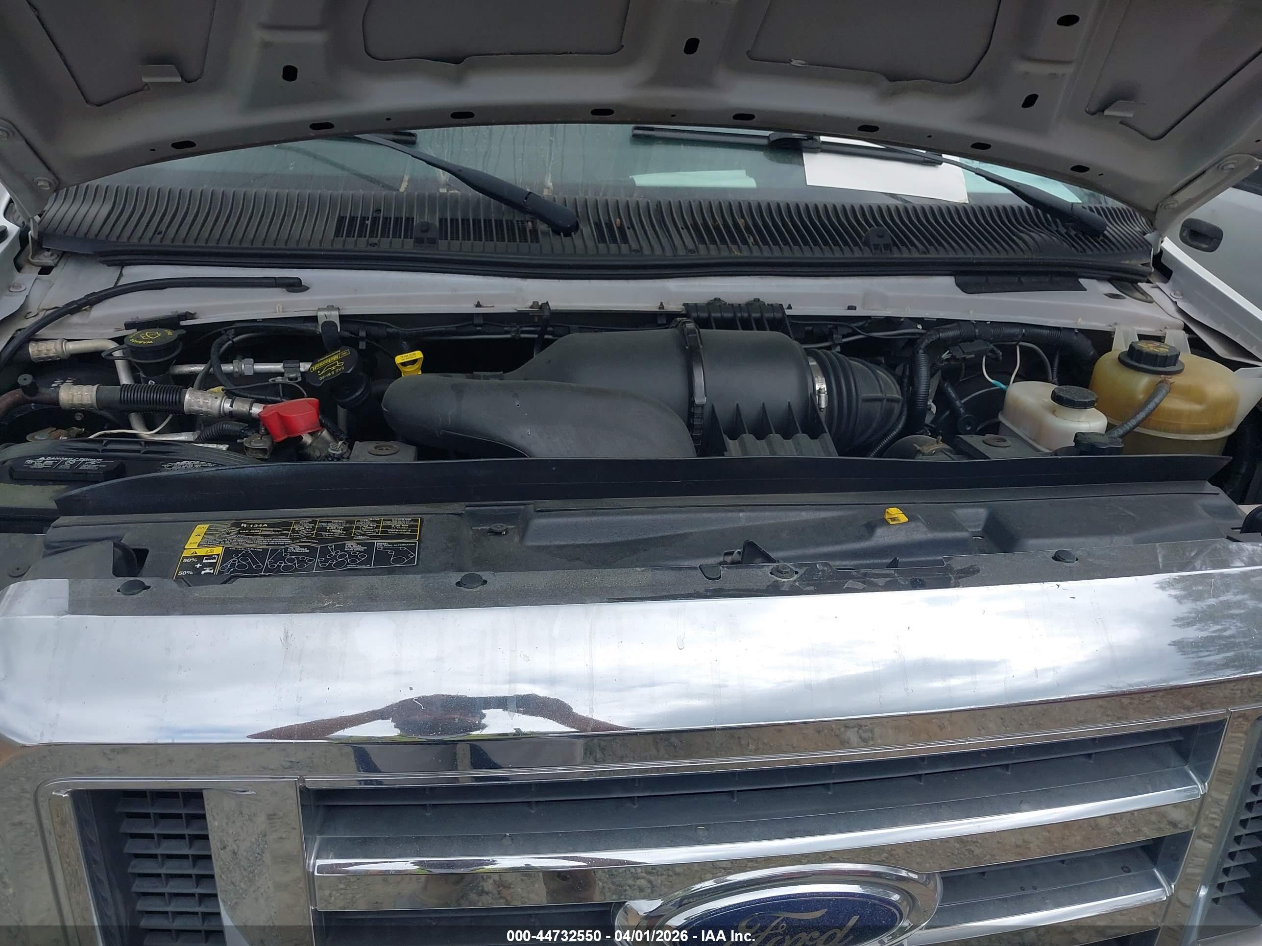 FORD E-250 image 10