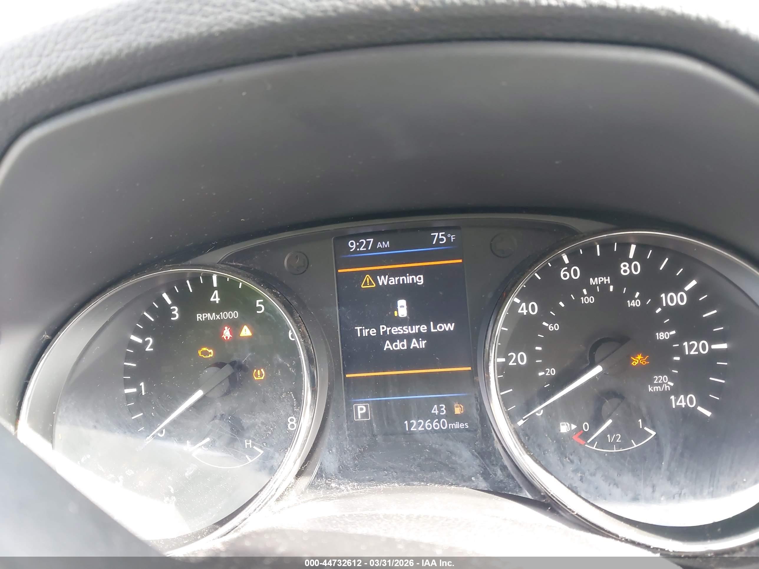 NISSAN ROGUE image 7