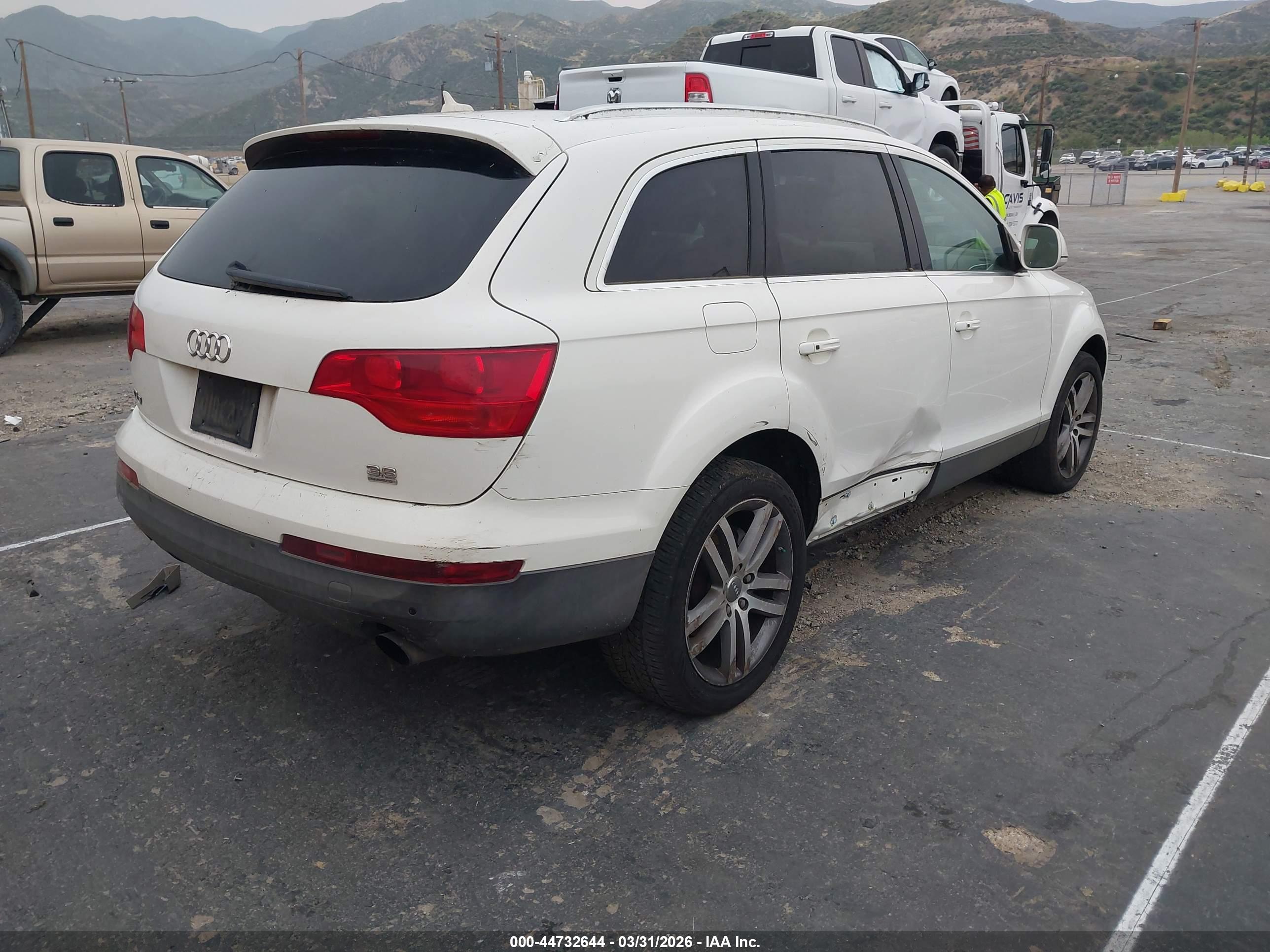 AUDI Q7 image 4