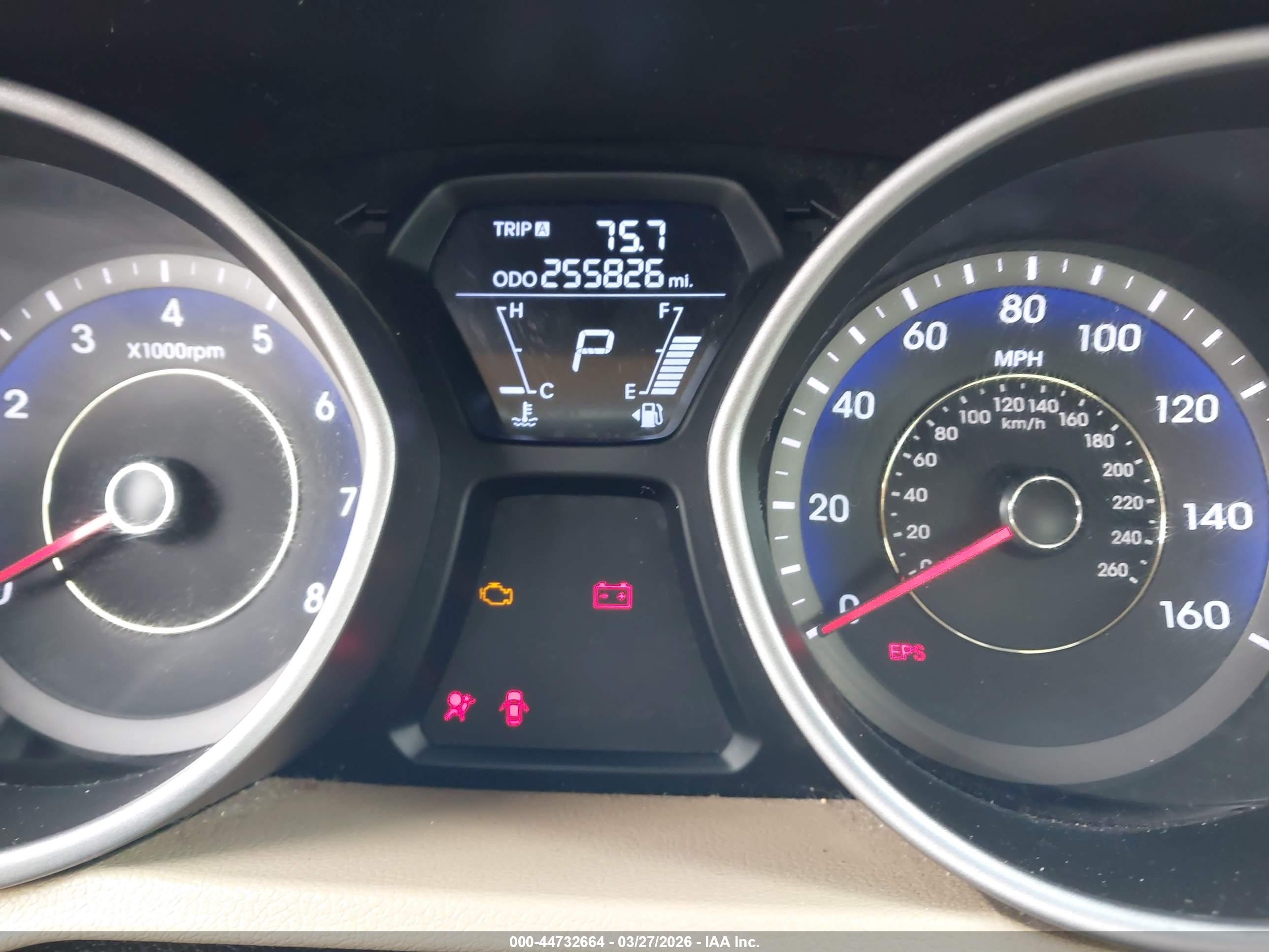 HYUNDAI ELANTRA image 7