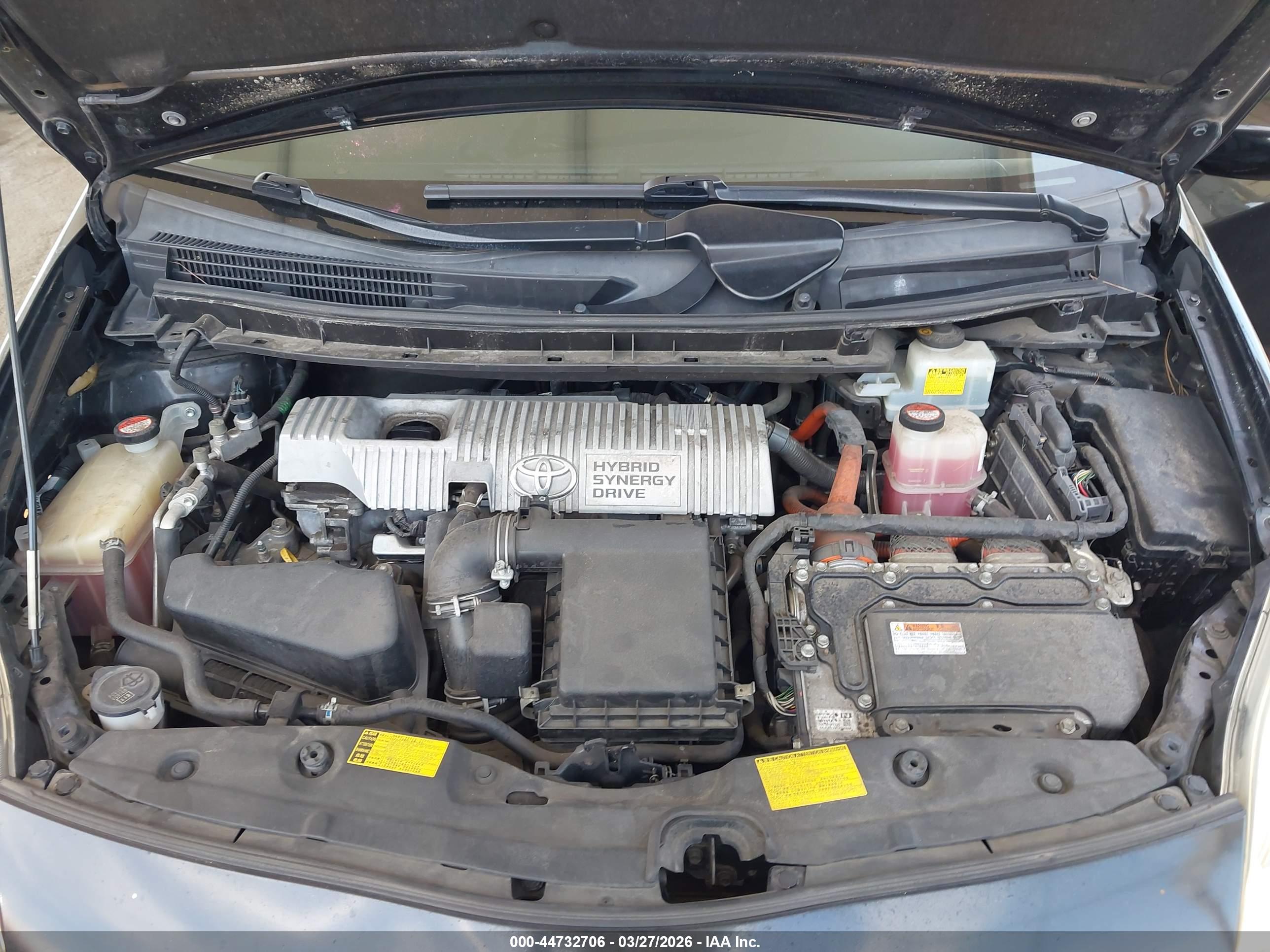 TOYOTA PRIUS image 10
