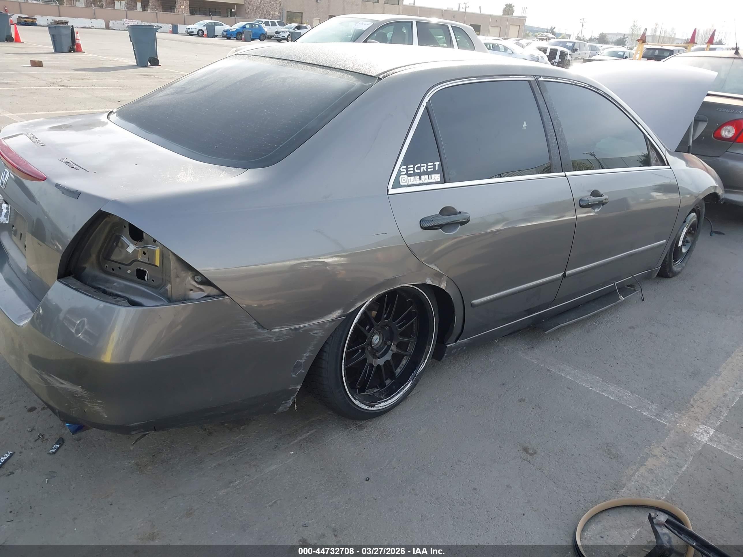 HONDA ACCORD image 6