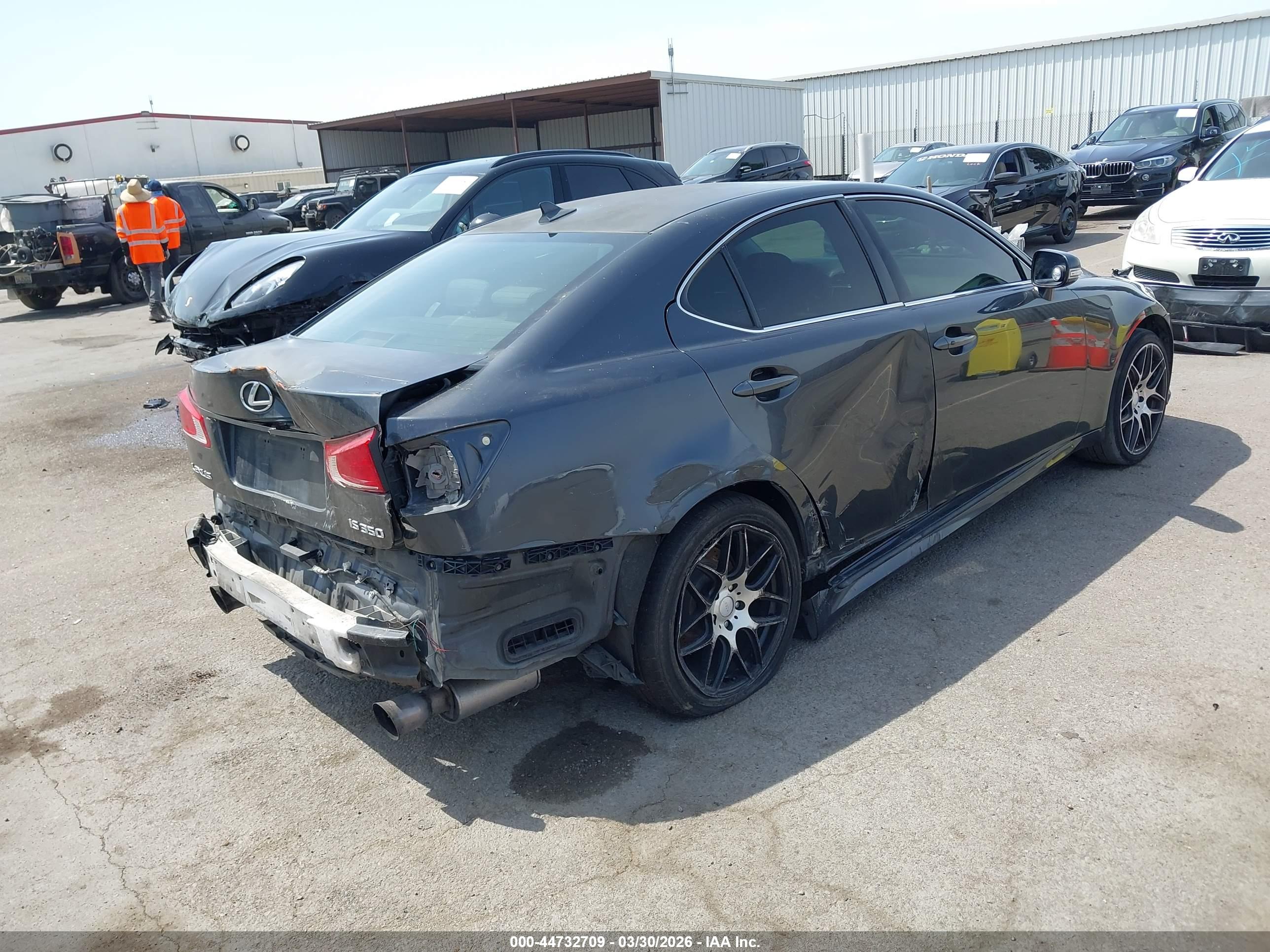 LEXUS IS image 6