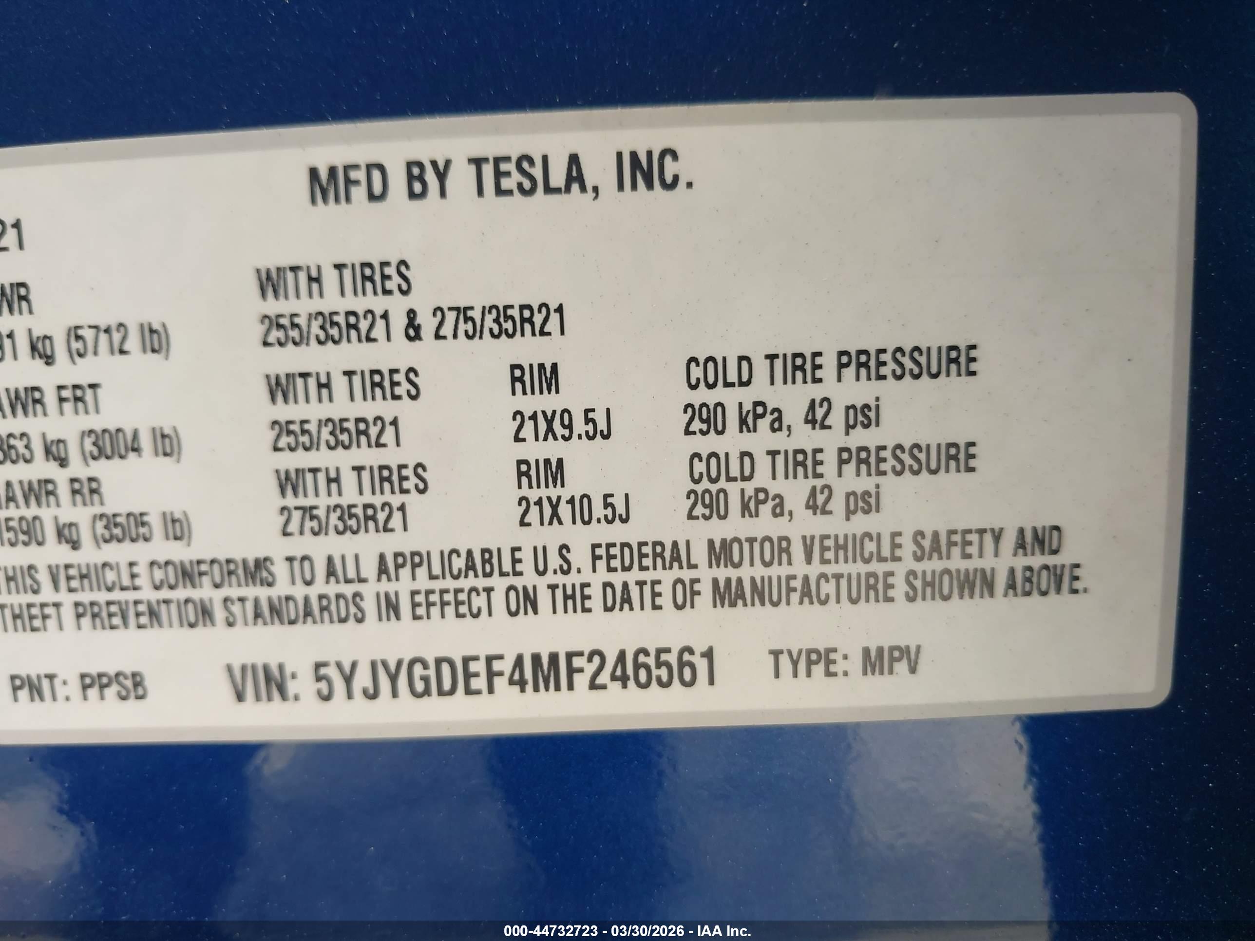 TESLA MODEL image 9
