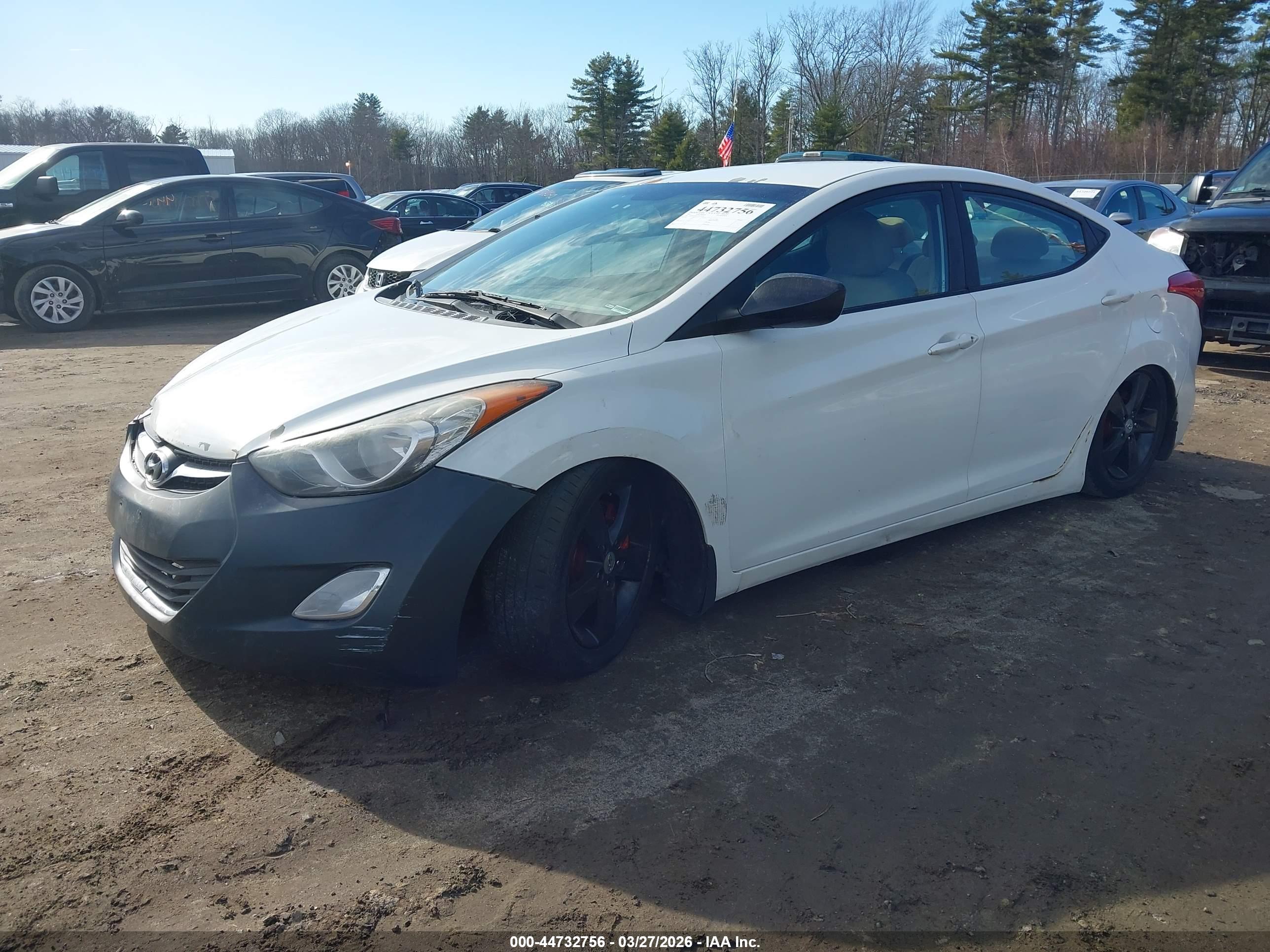 HYUNDAI ELANTRA image 2