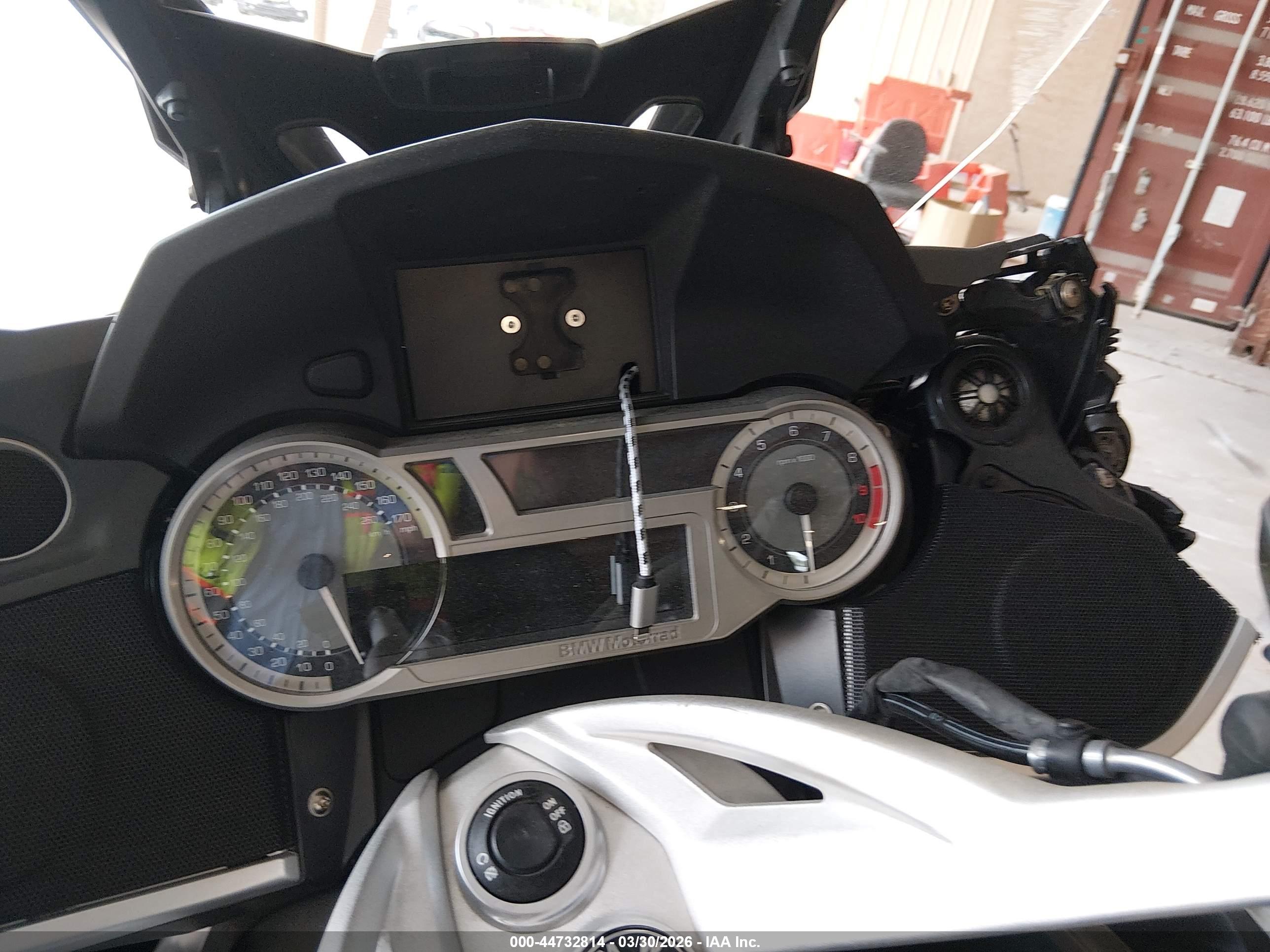 BMW K1600 image 7