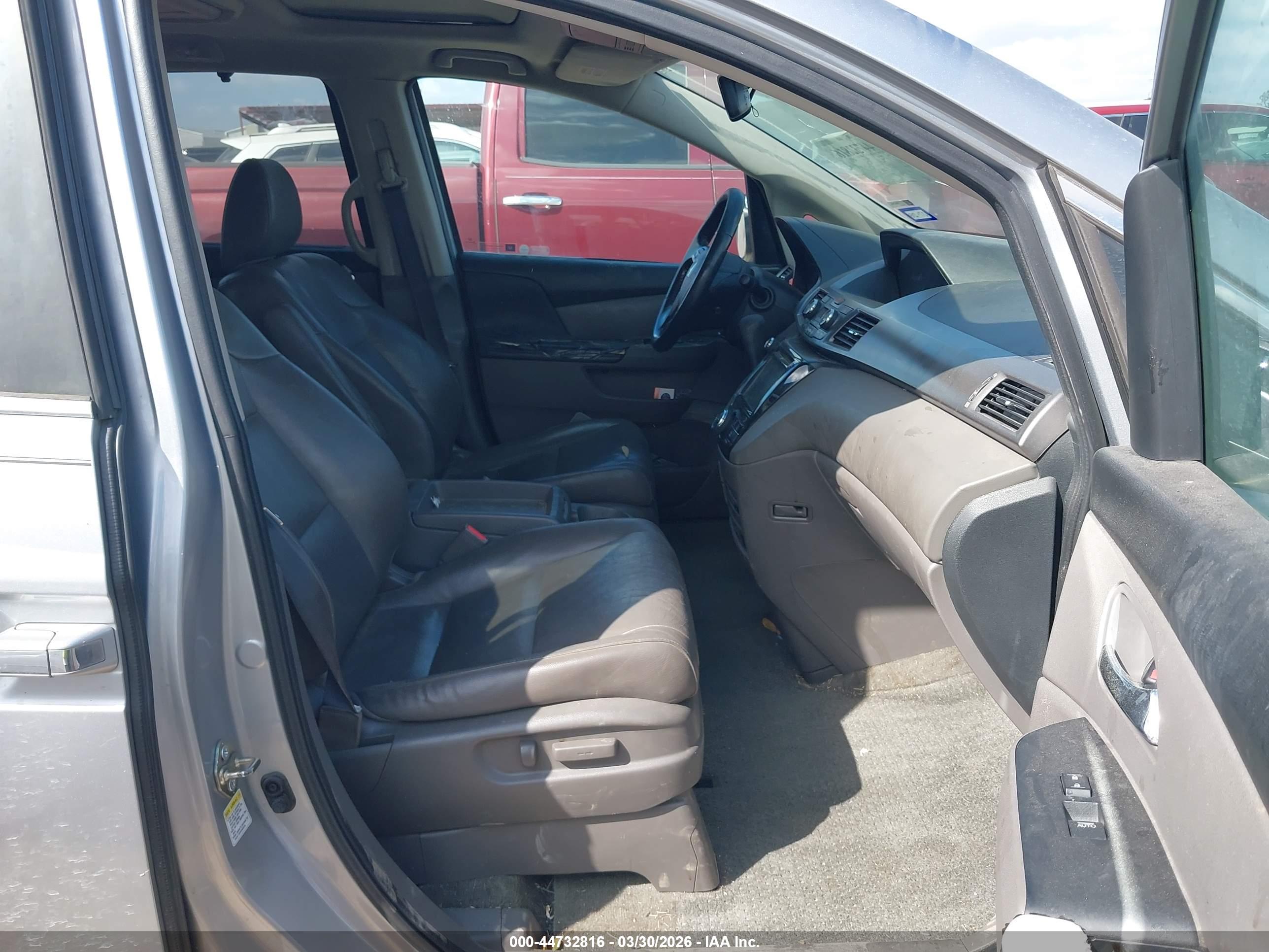 HONDA ODYSSEY image 5