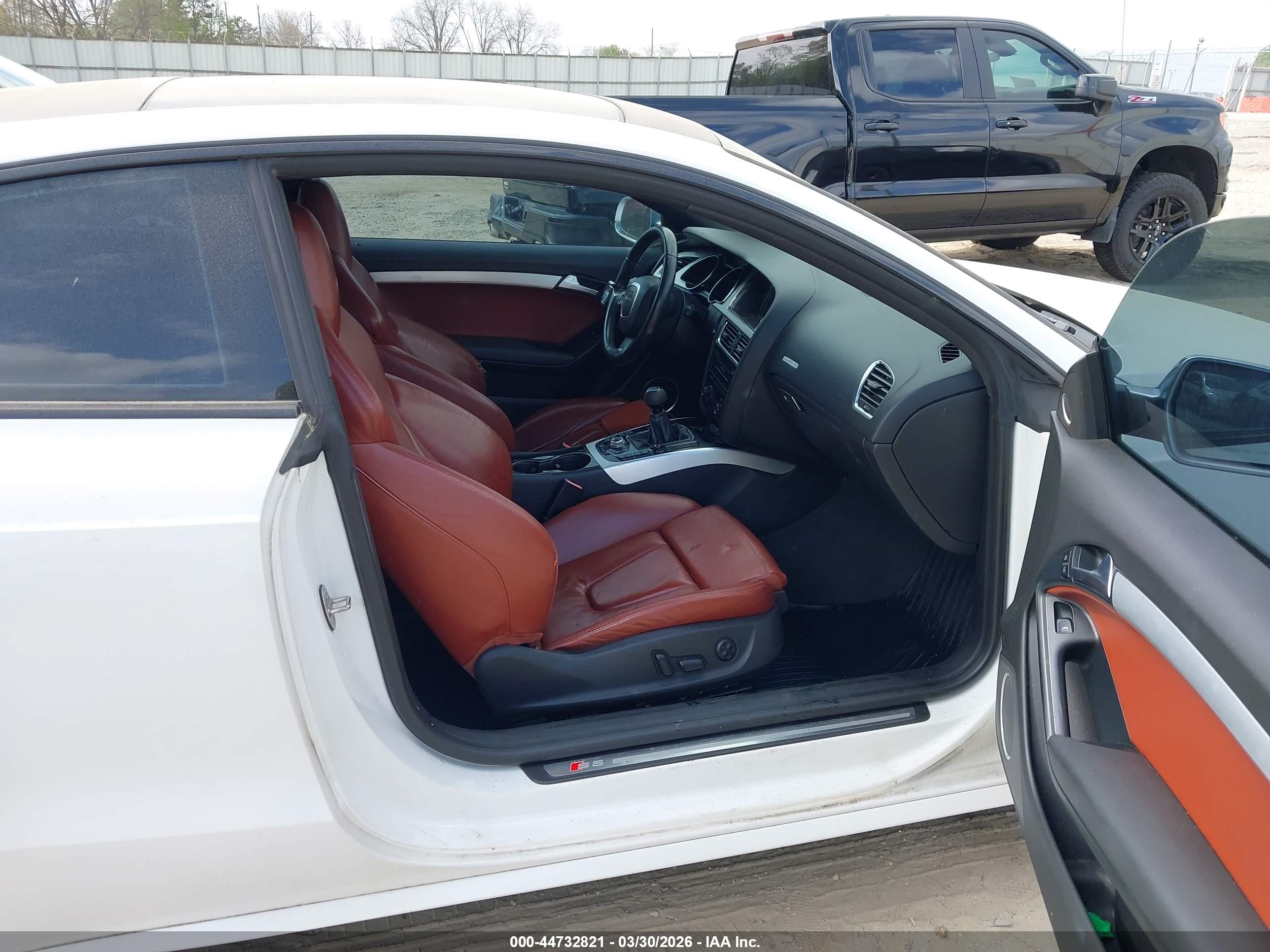 AUDI S5 image 5