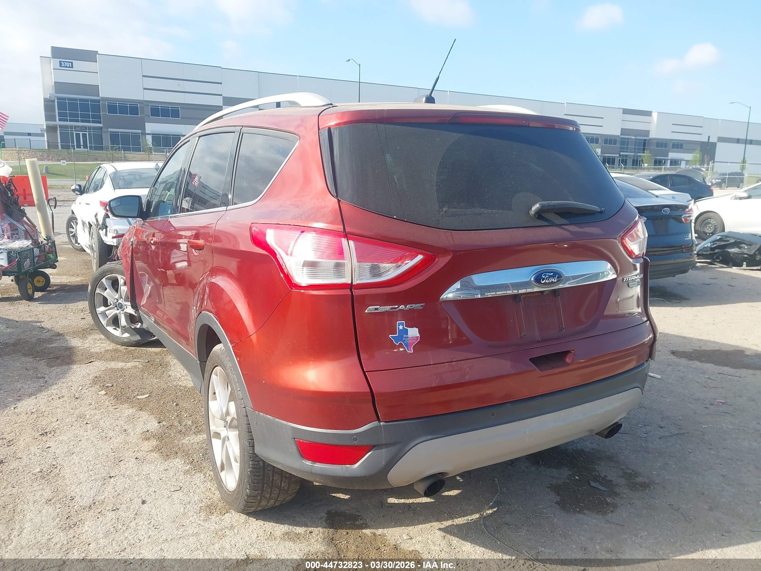 FORD ESCAPE image 3