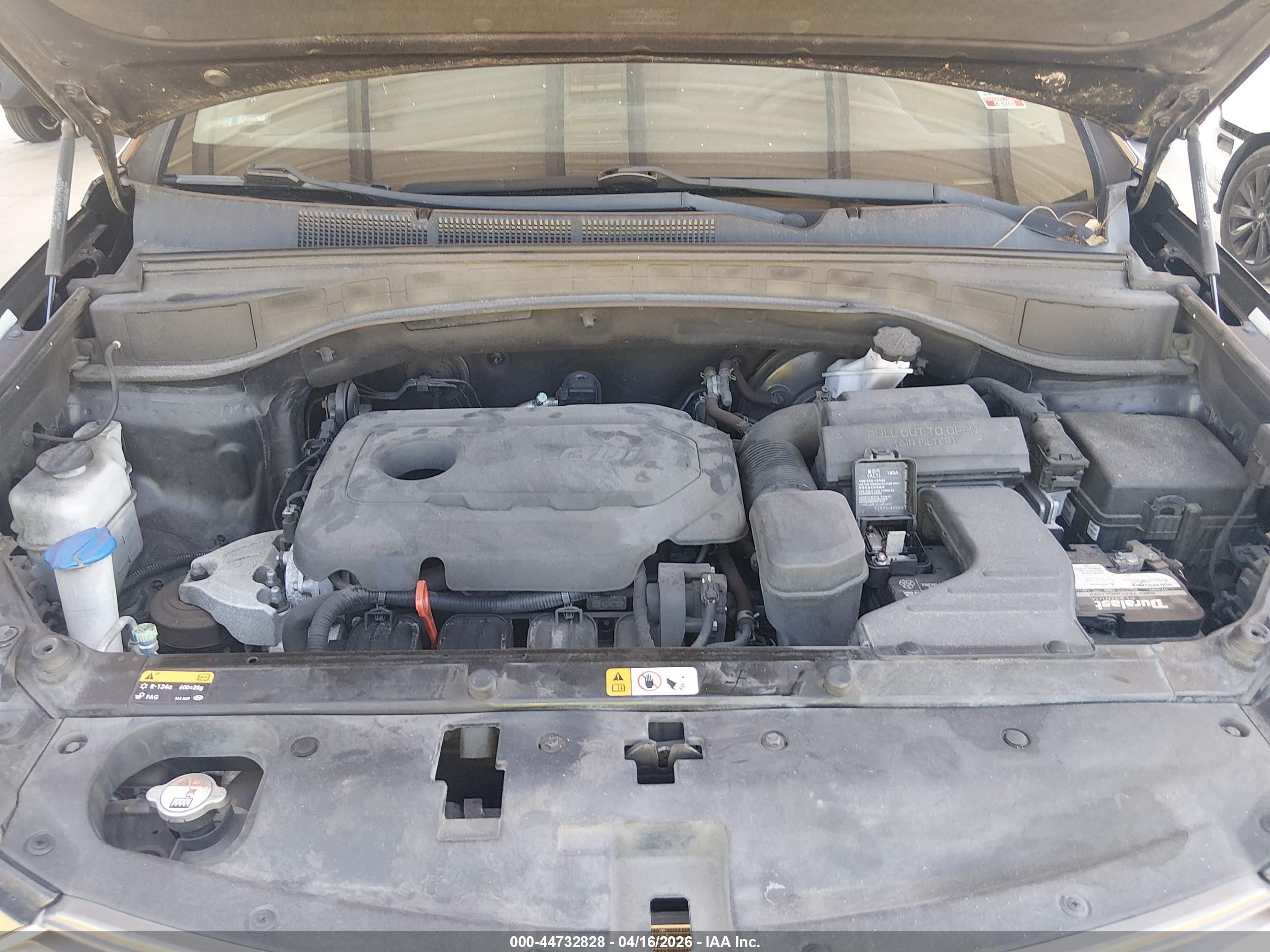 HYUNDAI SANTA image 10