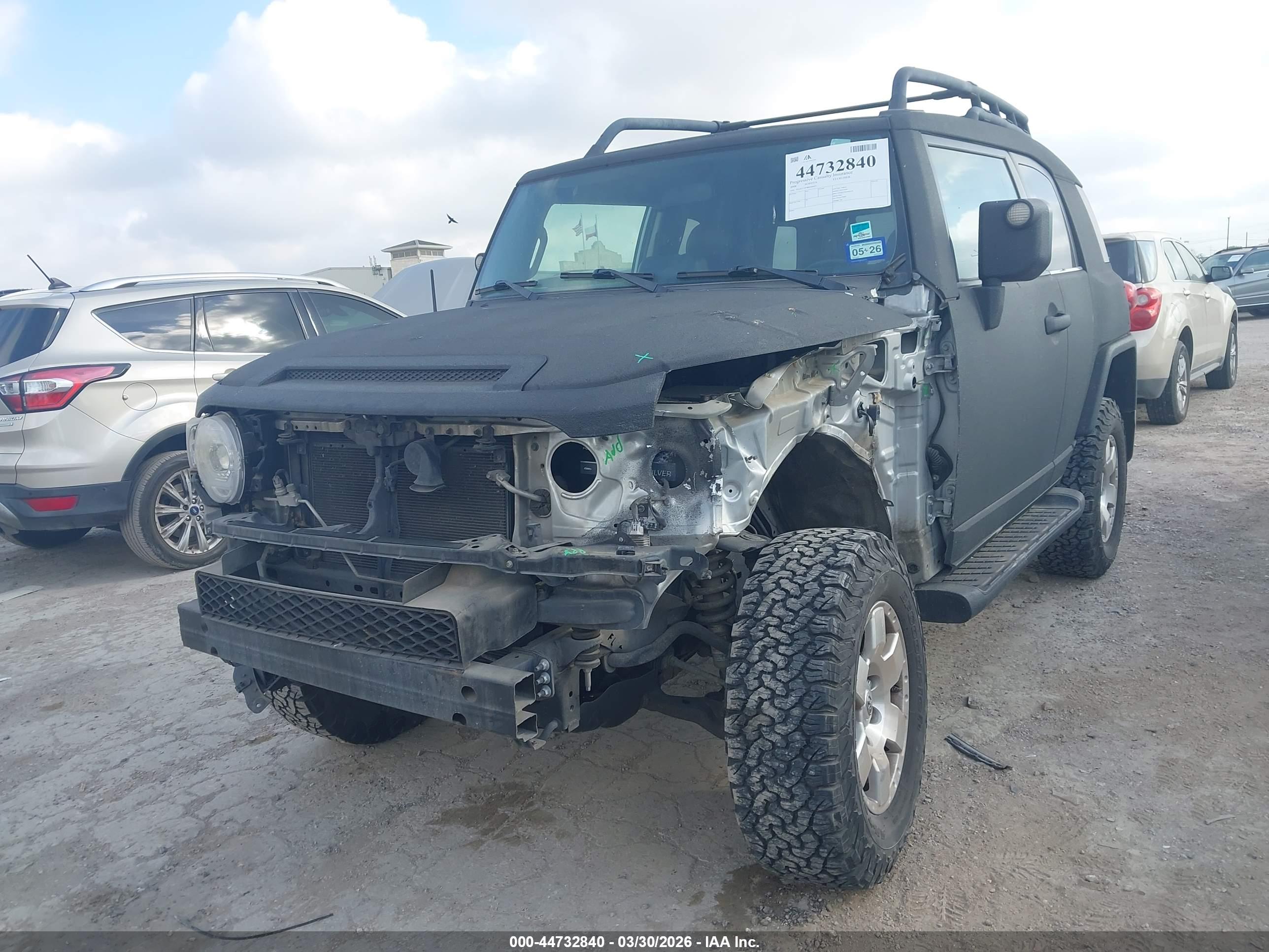 TOYOTA FJ image 6