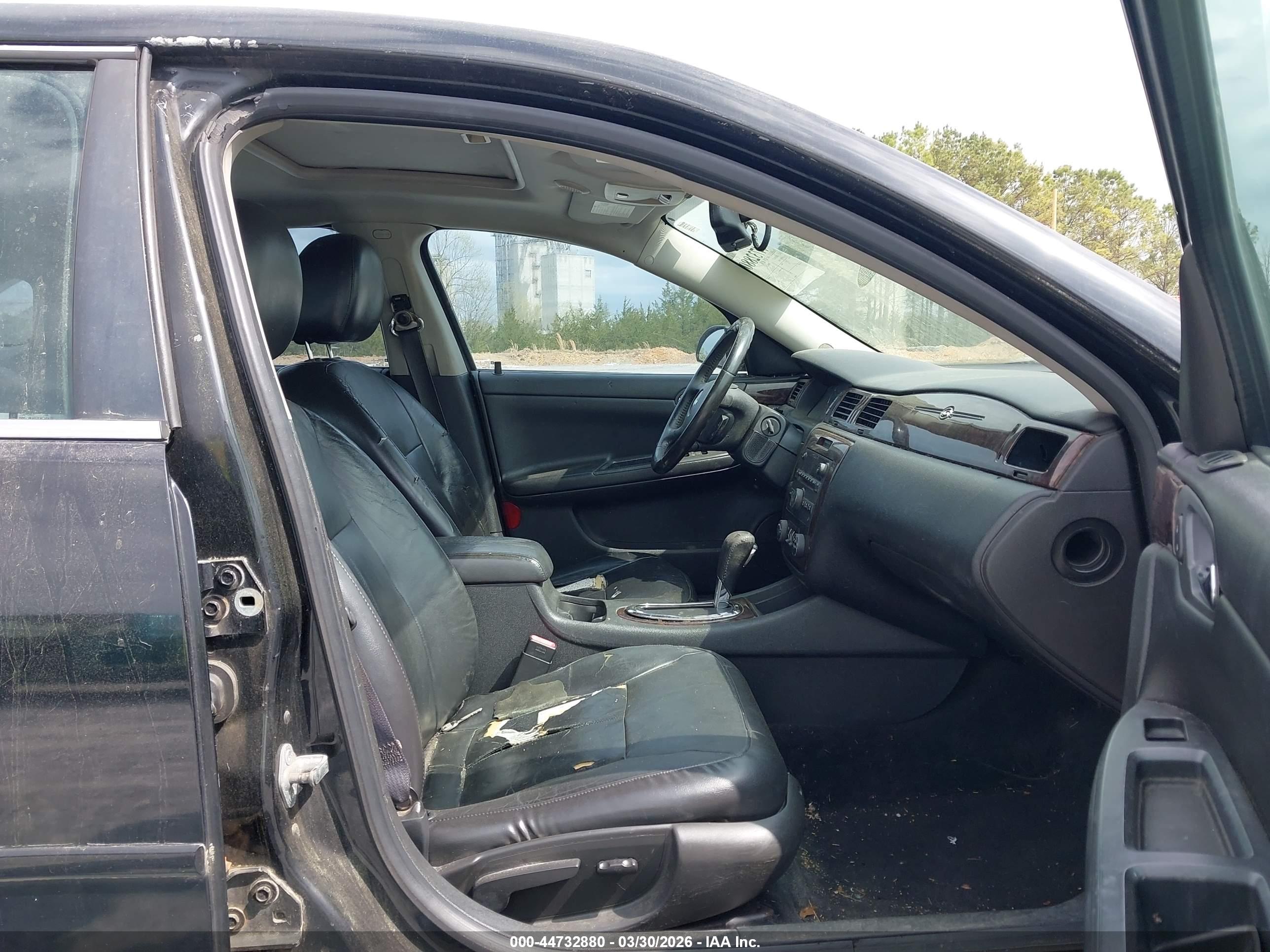 CHEVROLET IMPALA image 5