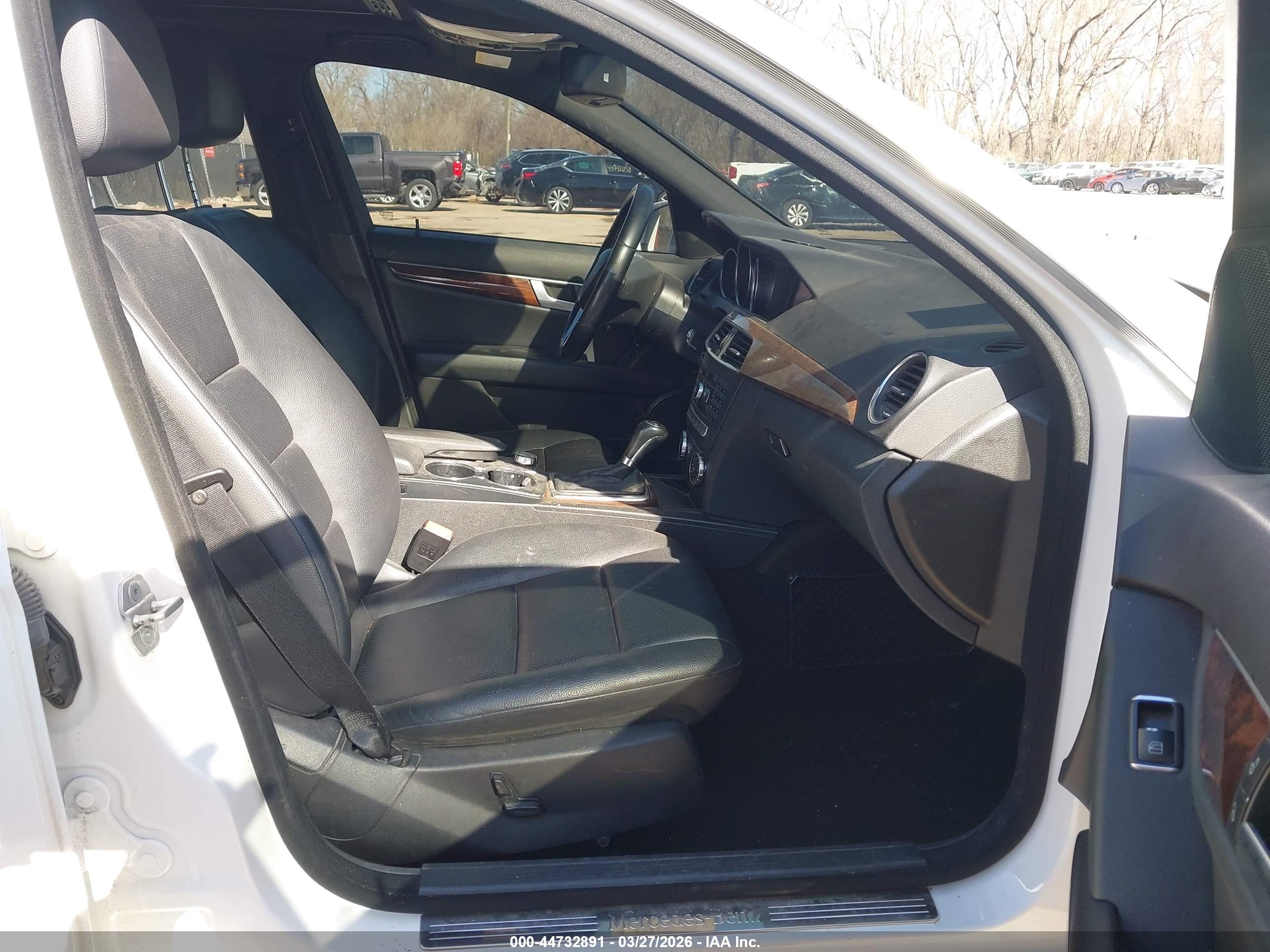 MERCEDES-BENZ C image 5