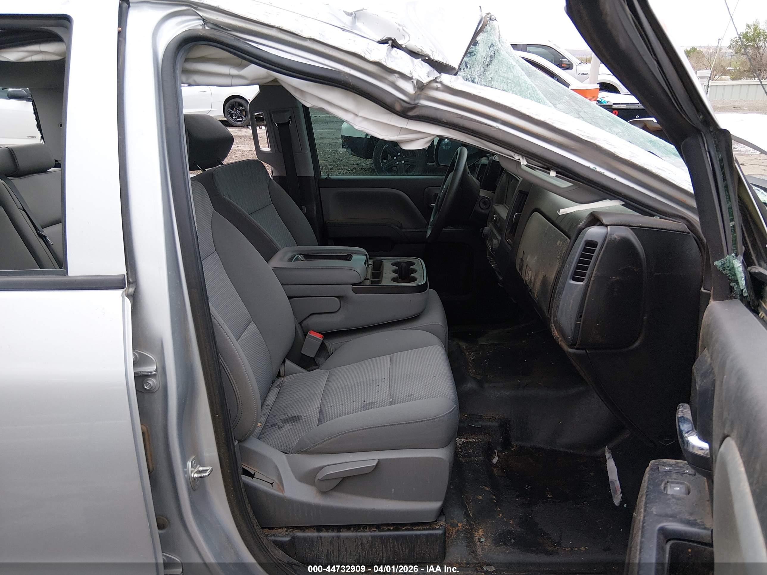 CHEVROLET SILVERADO image 5