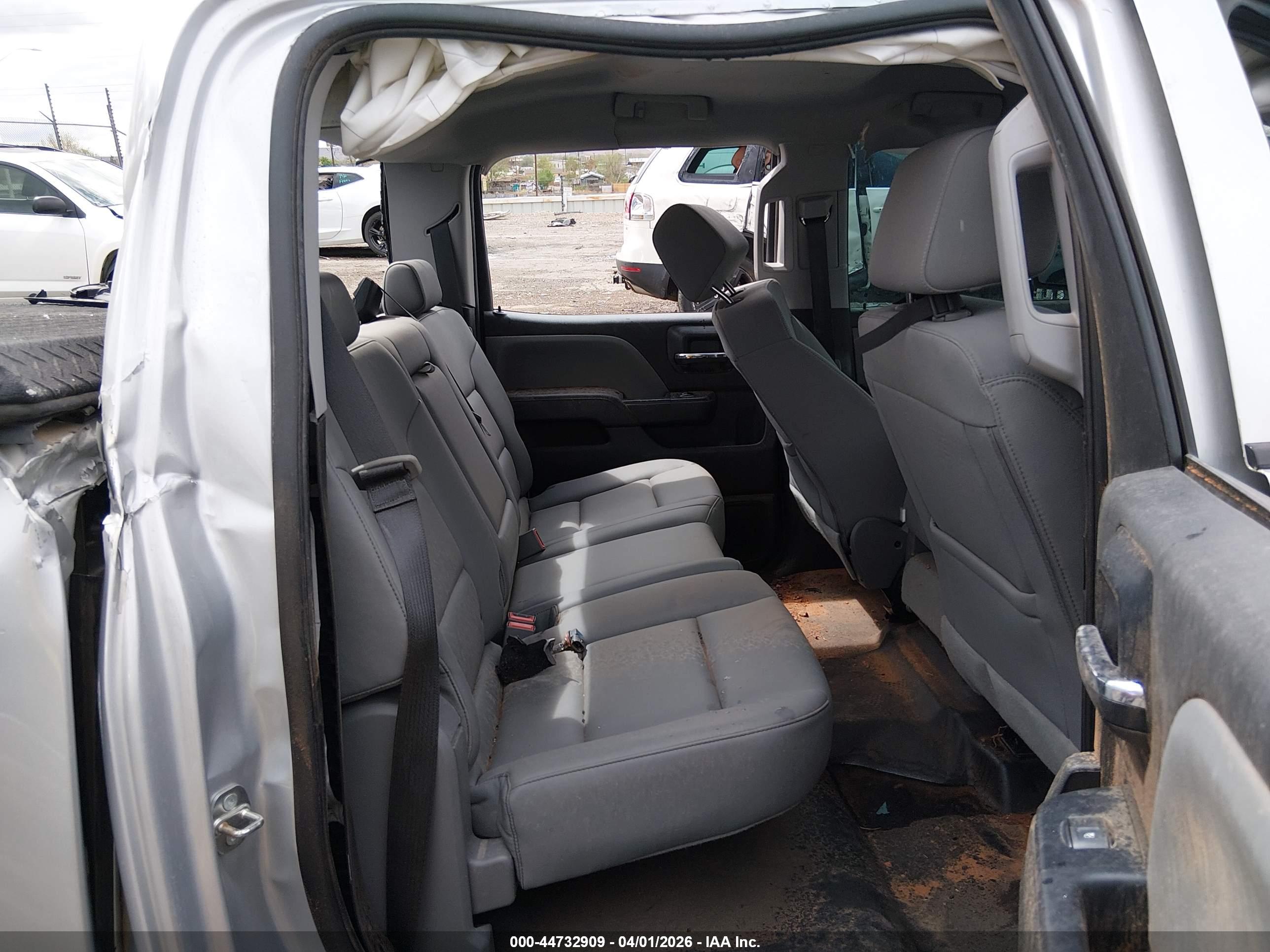 CHEVROLET SILVERADO image 8
