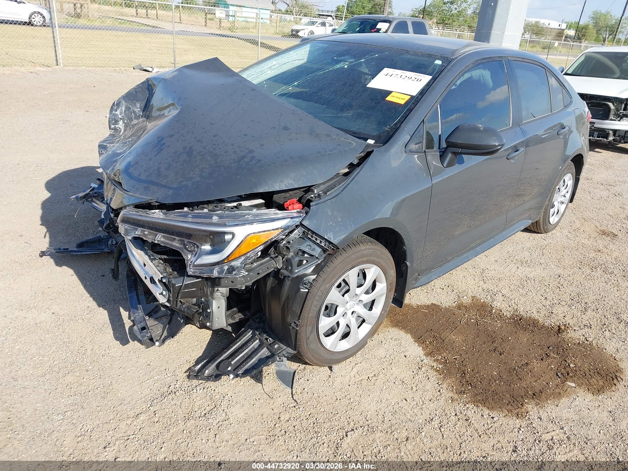 TOYOTA COROLLA image 6
