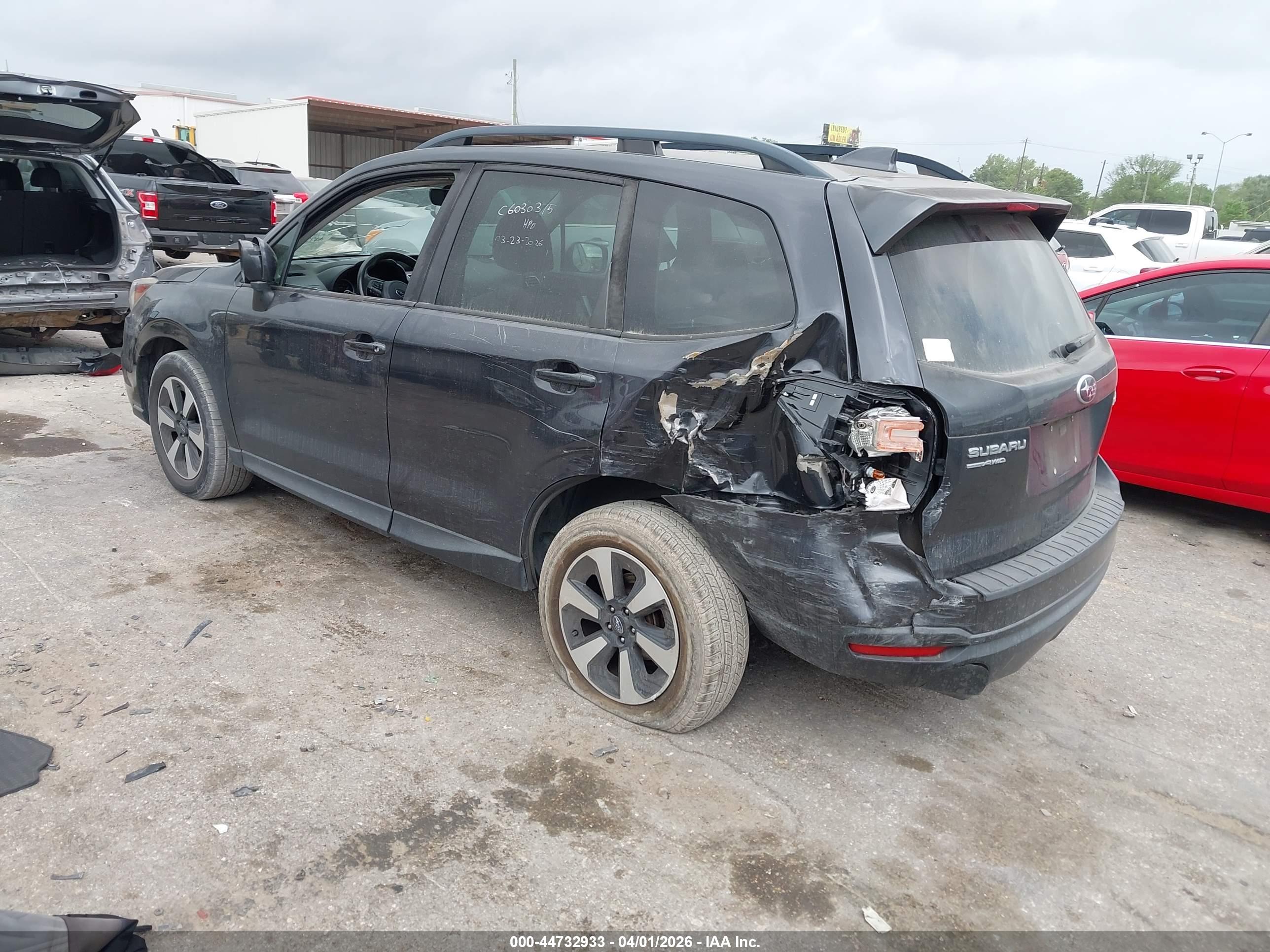 SUBARU FORESTER image 3