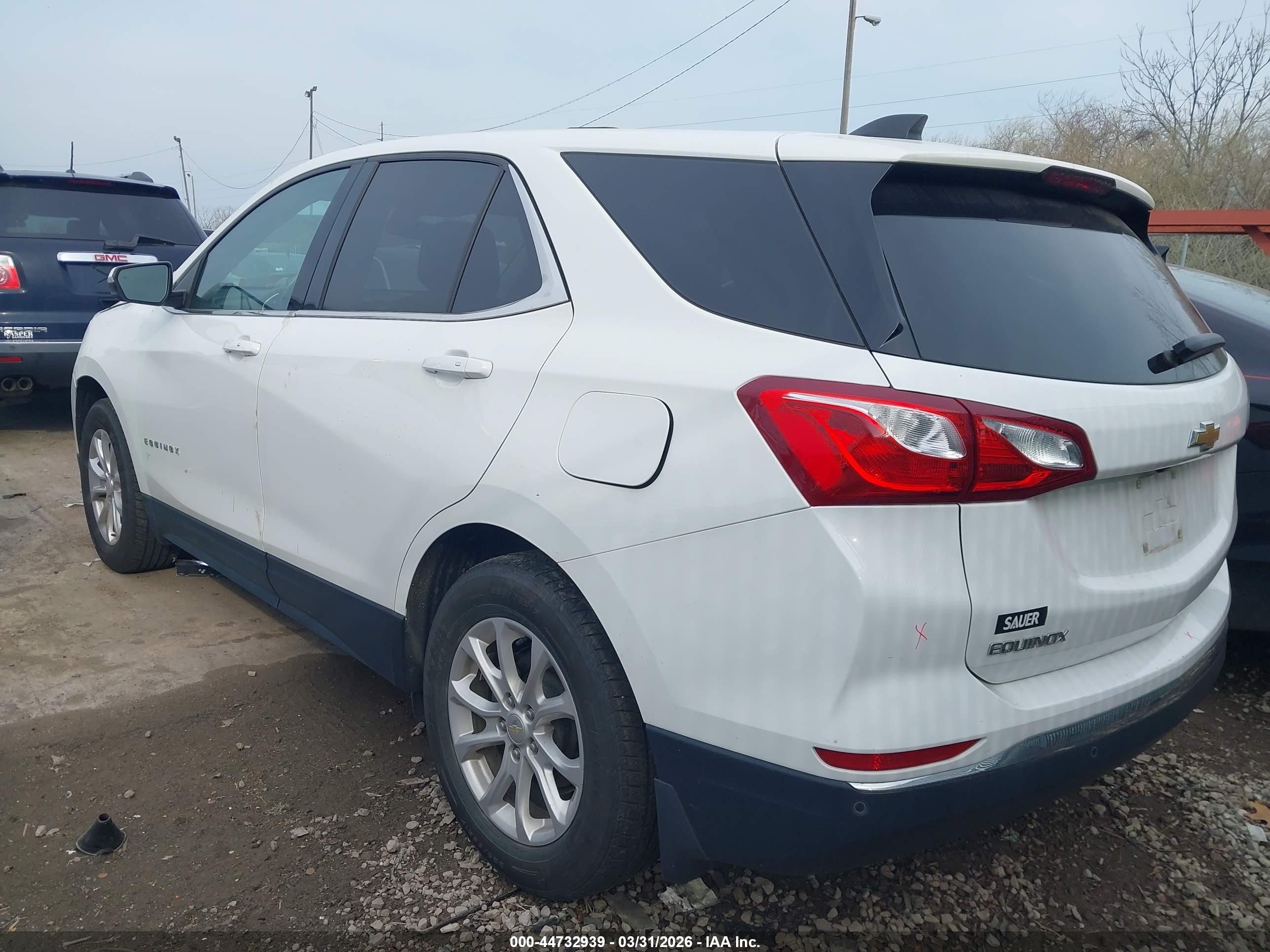CHEVROLET EQUINOX image 3
