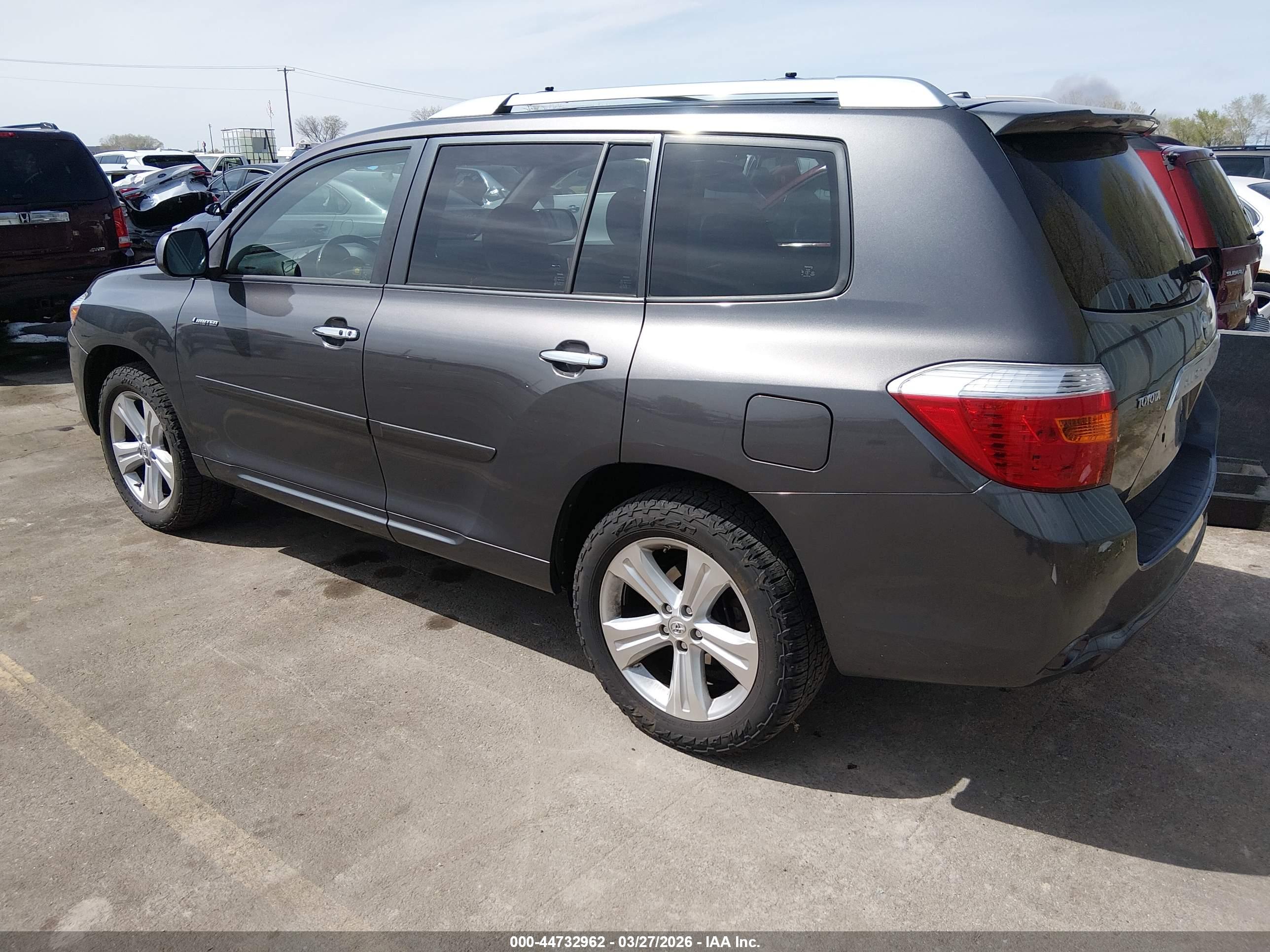 TOYOTA HIGHLANDER image 3