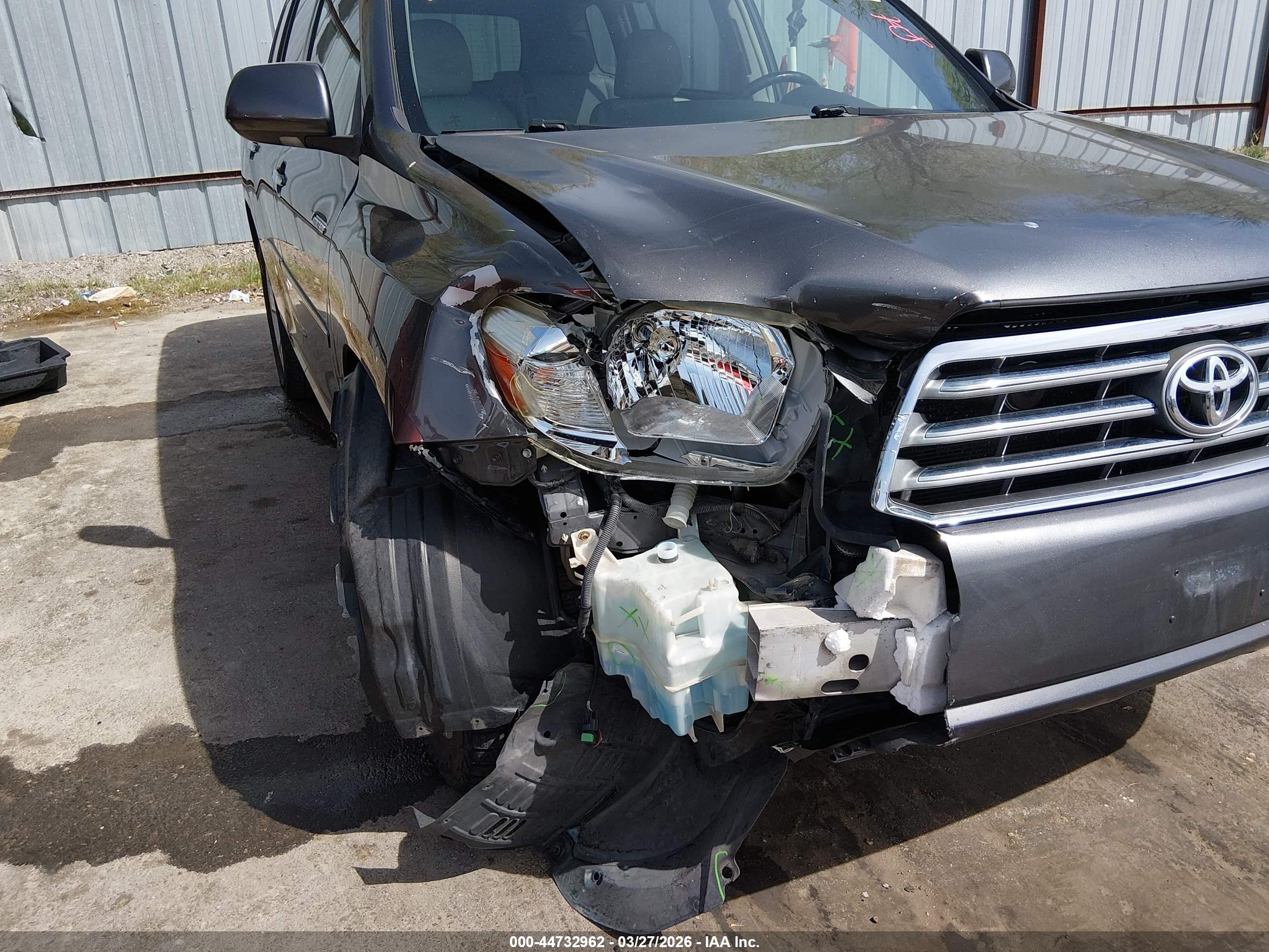 TOYOTA HIGHLANDER image 6