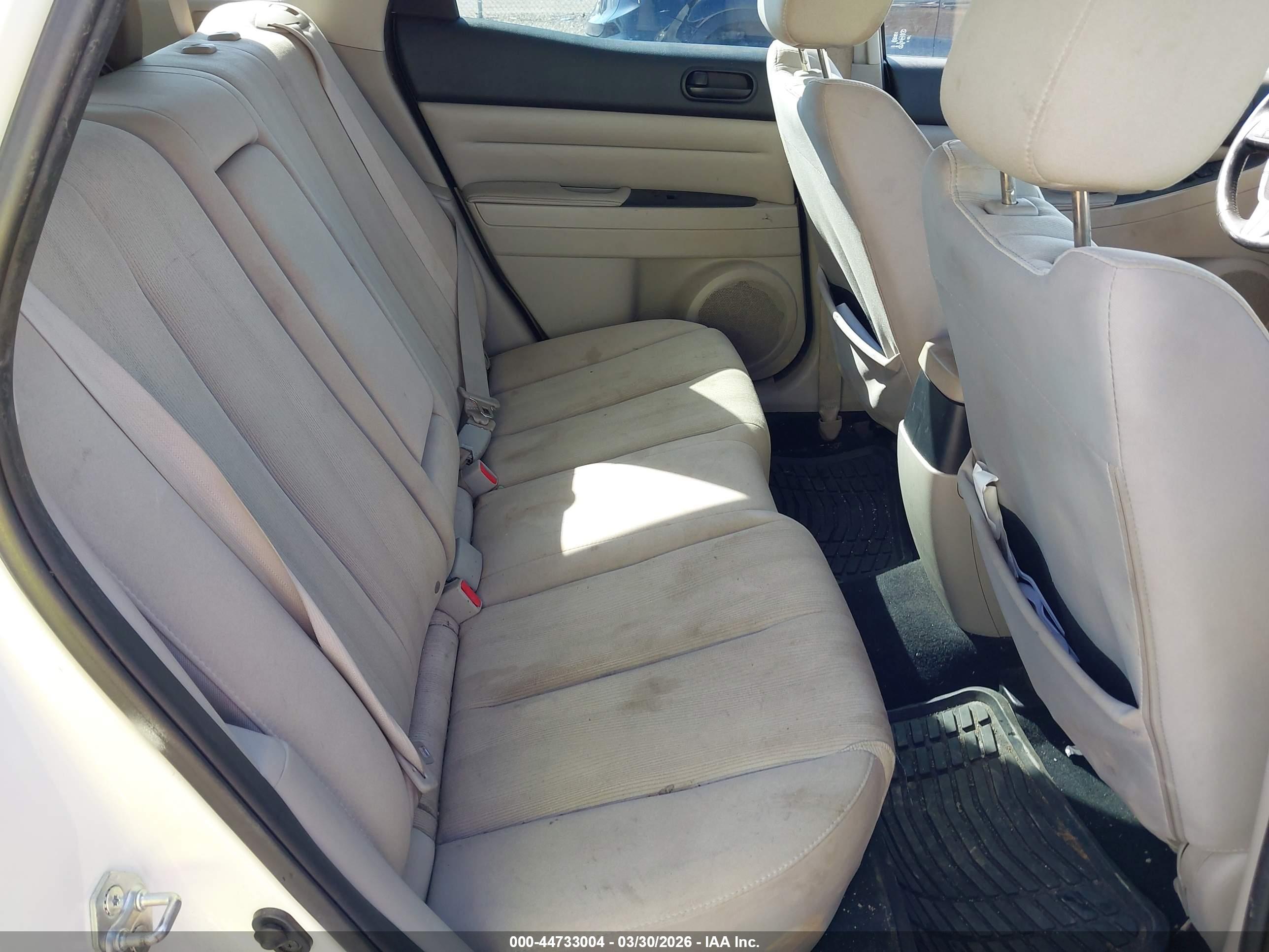 MAZDA CX-7 image 8