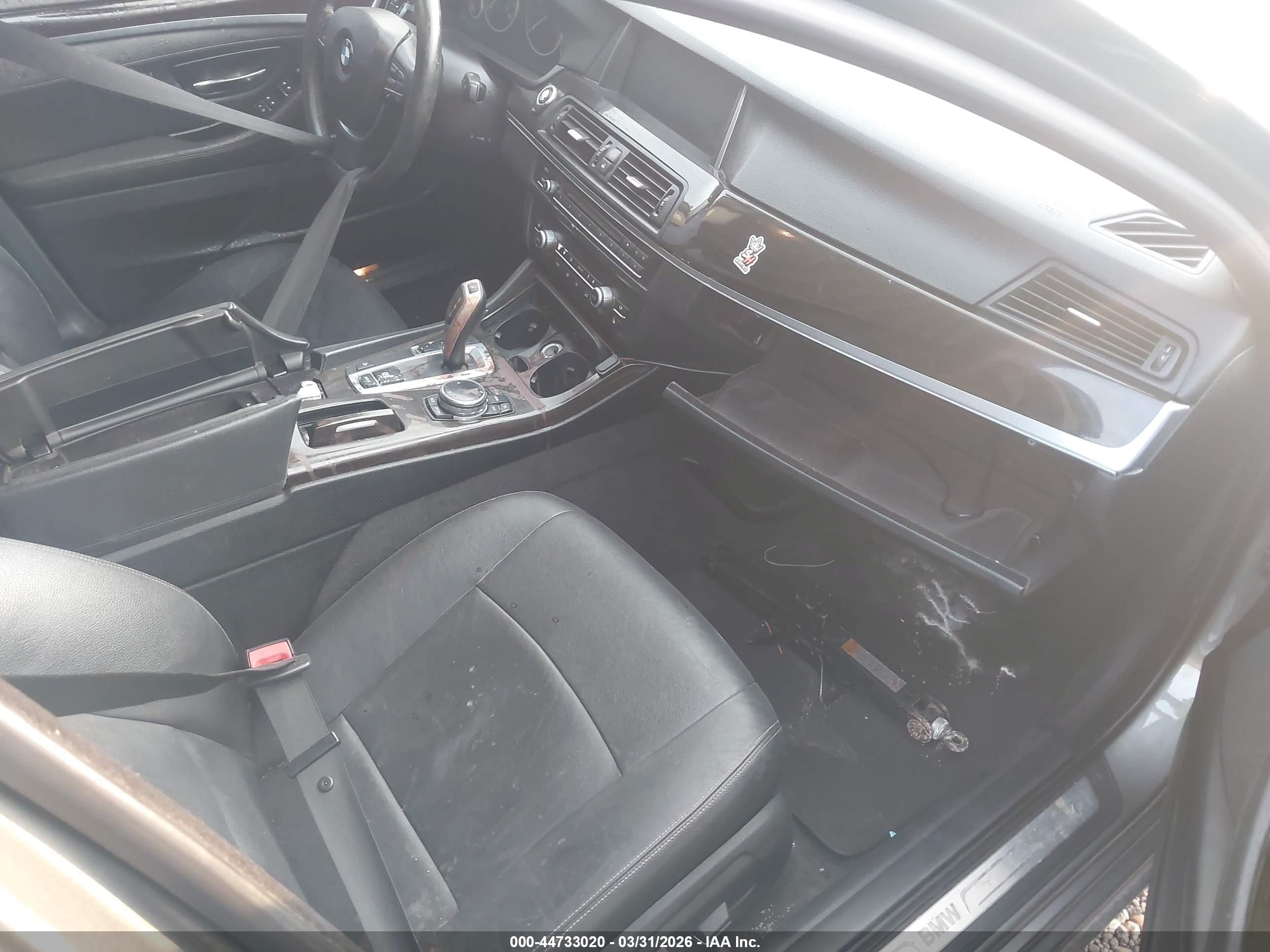 BMW 535I image 8